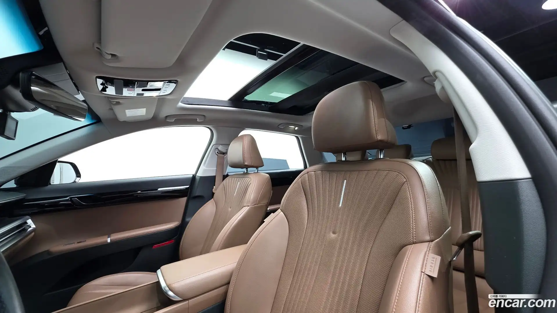 Grandeur Hyundai 2023.11-OPTION-021