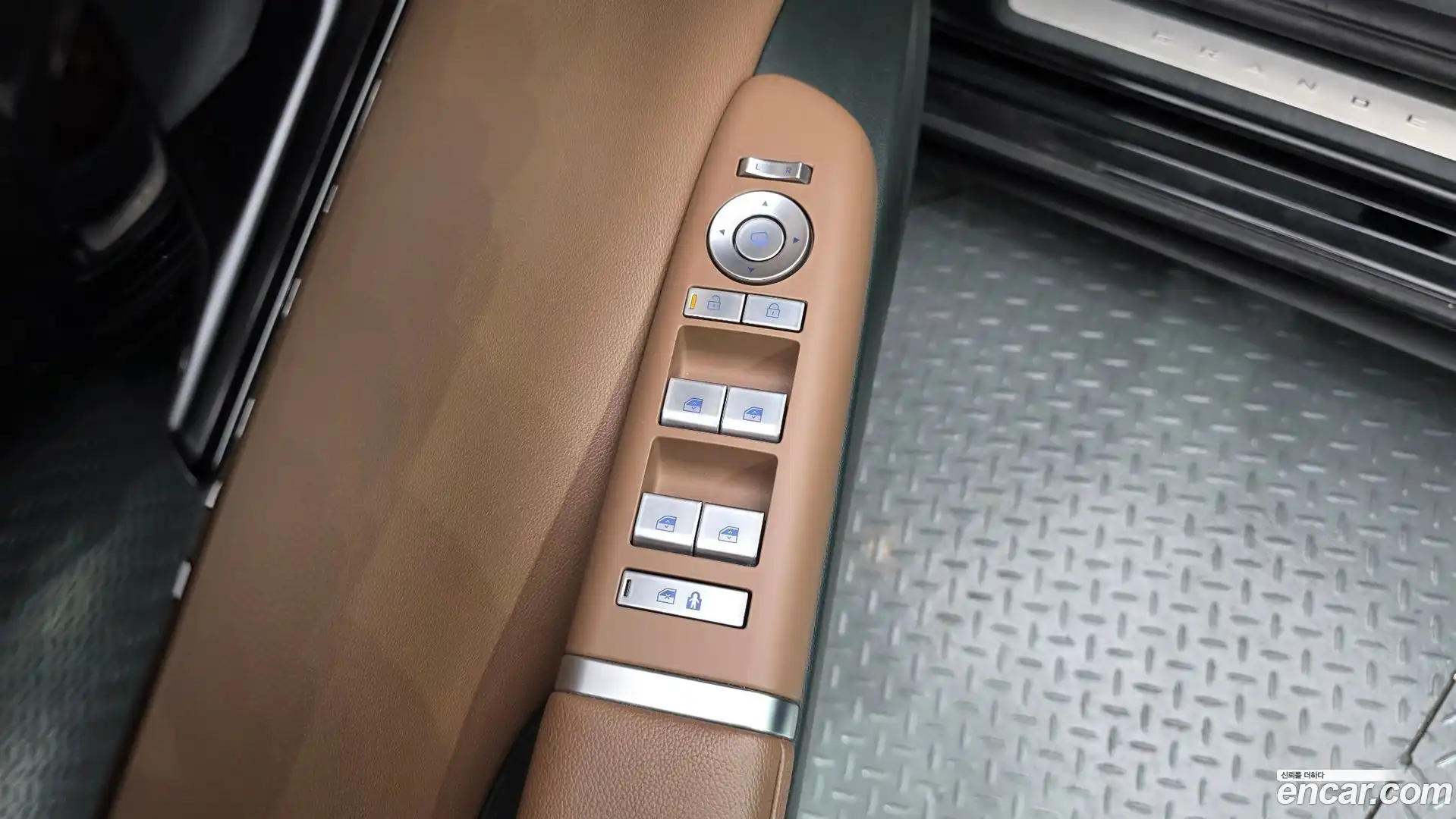 Grandeur Hyundai 2023.11-OPTION-044