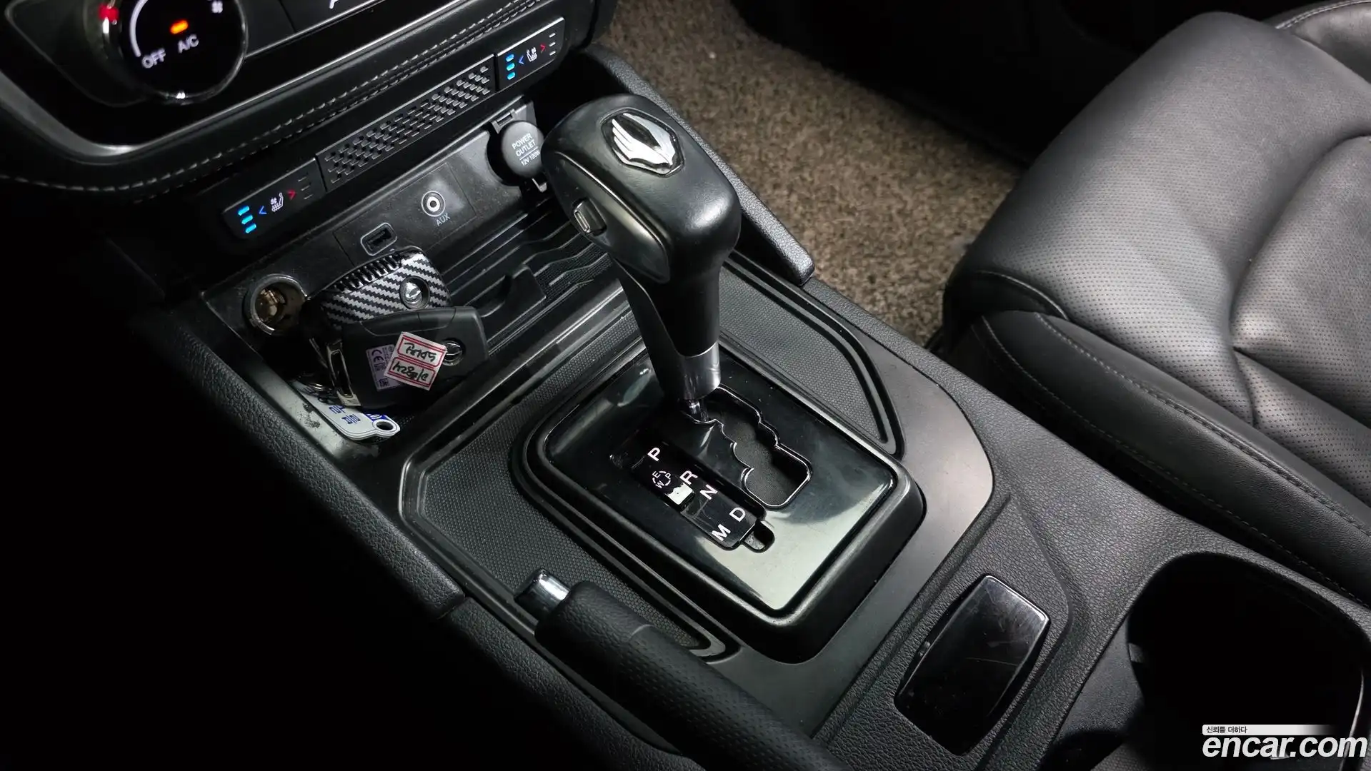 Rexton KG Mobility 2019.10-INNER-009
