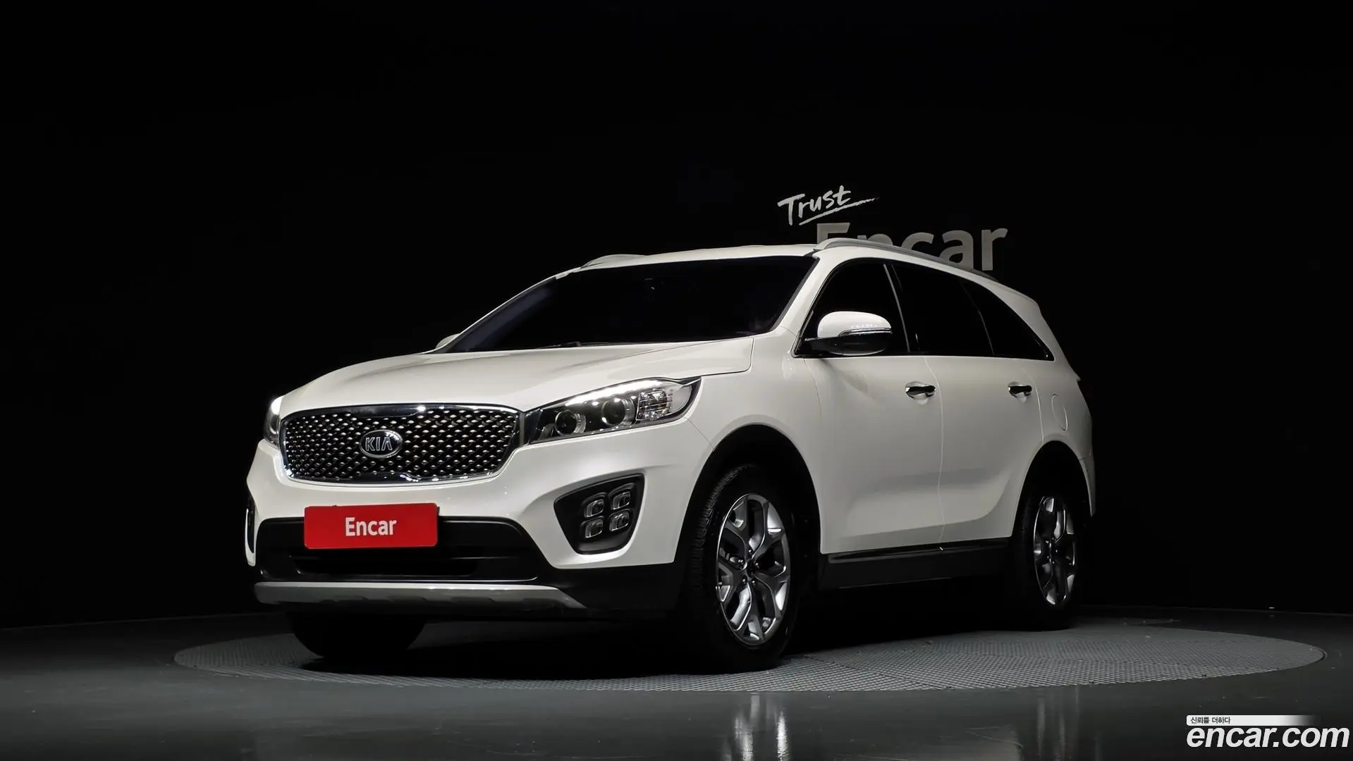 Main__Slider__Photo:Sorento Kia 2015.9-0