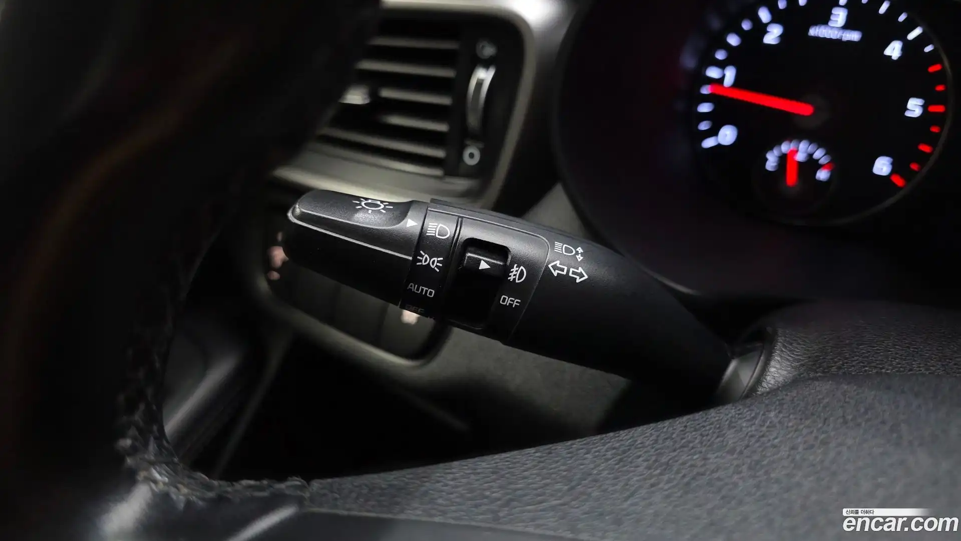 Sorento Kia 2015.9-OPTION-022