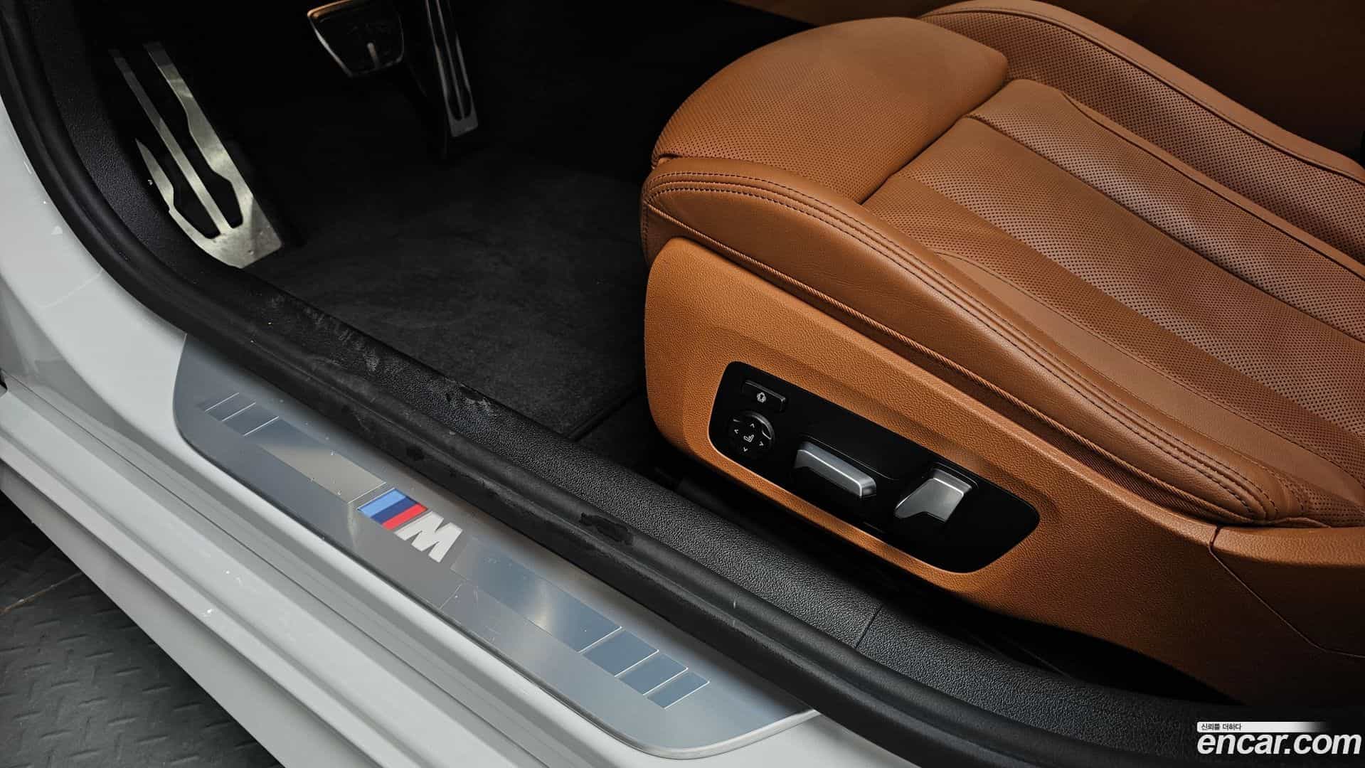 8-Series BMW 2020.3-OPTION-044