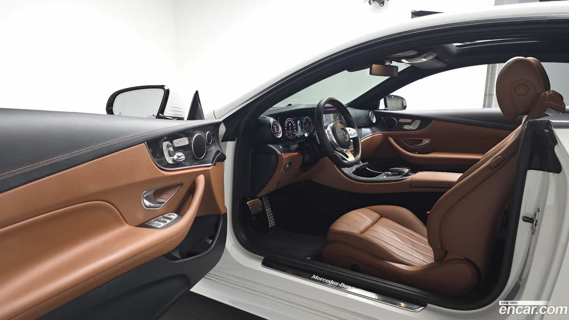 E-Class Mercedes-Benz 2020.3-INNER-010