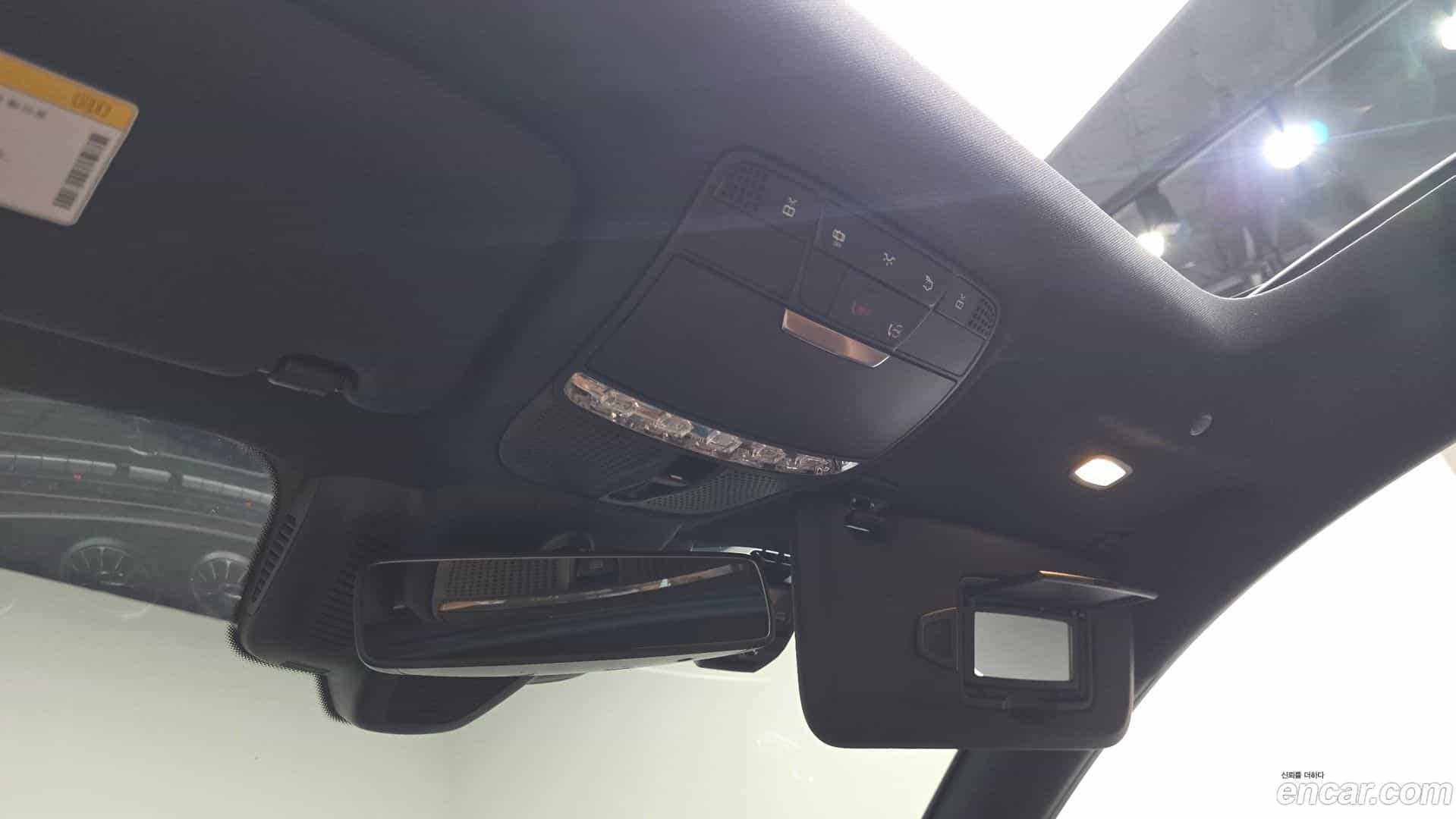 E-Class Mercedes-Benz 2020.3-OPTION-023