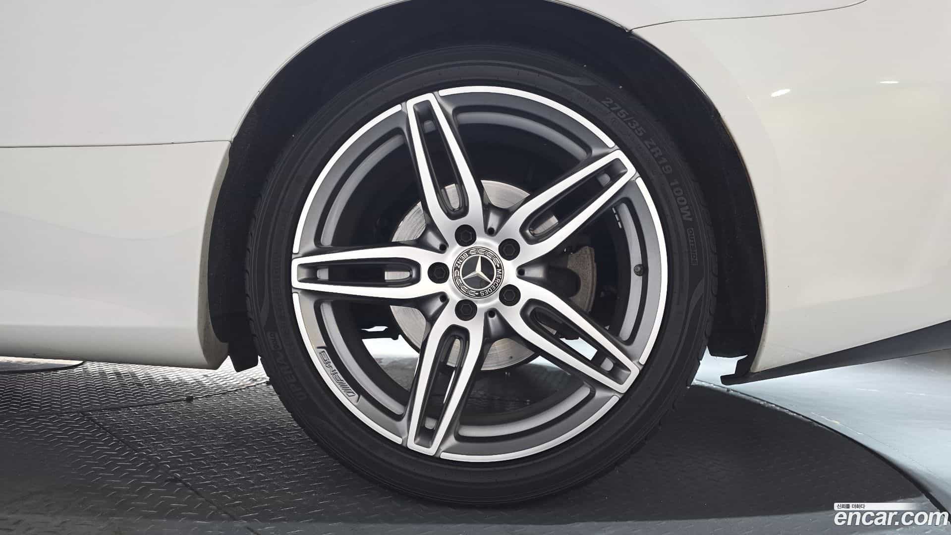 E-Class Mercedes-Benz 2020.3-OUTER-031