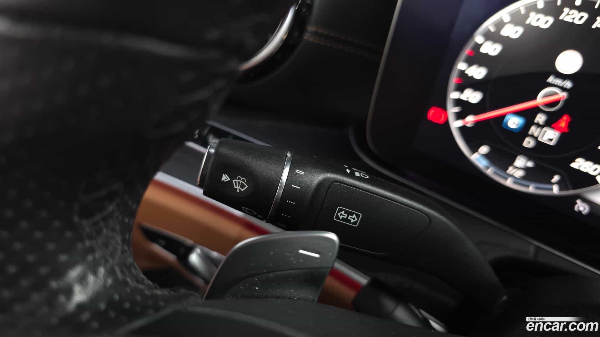 E-Class Mercedes-Benz 2020.3-OPTION-041