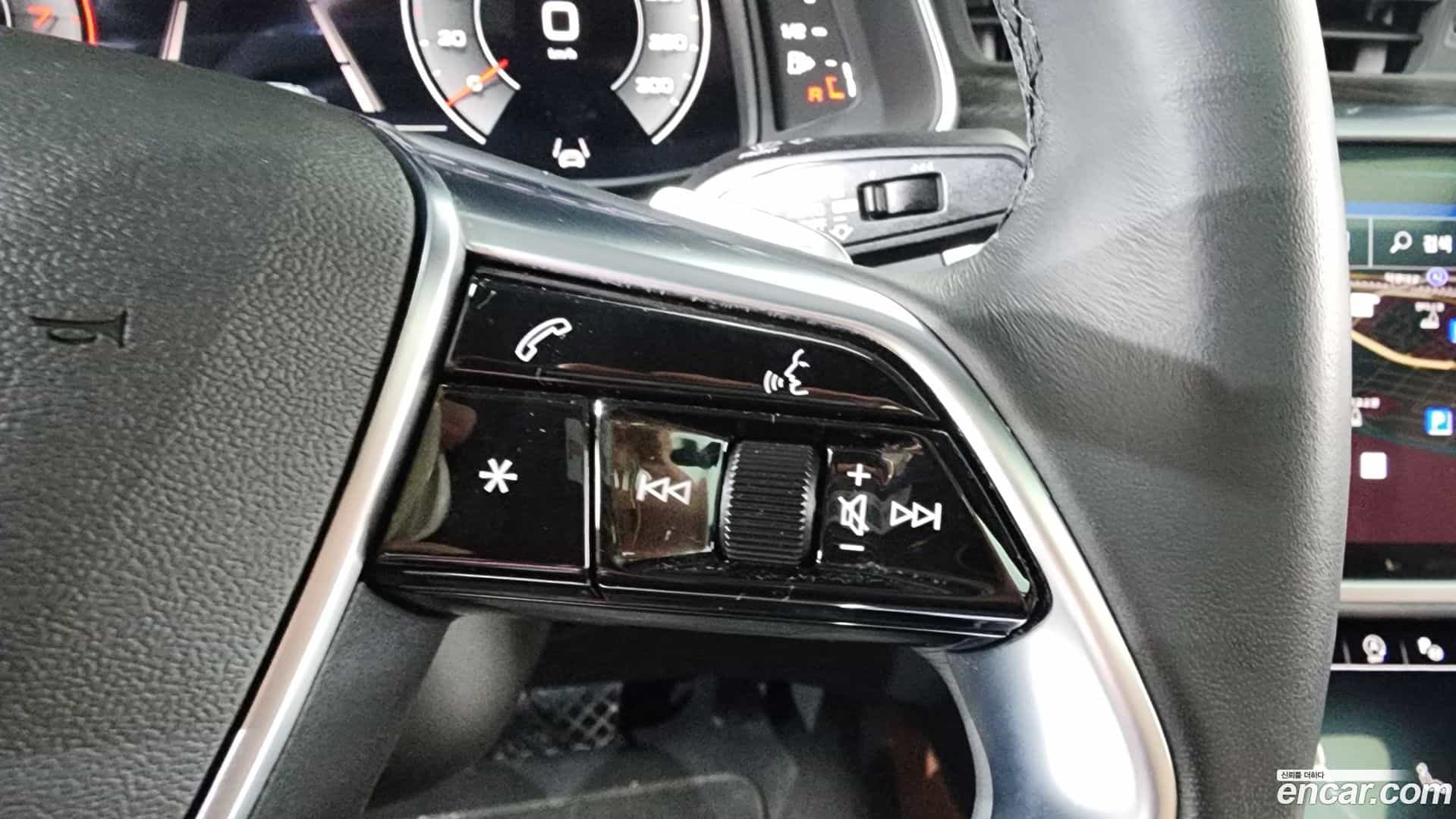 A6 Audi 2023.11-OPTION-020