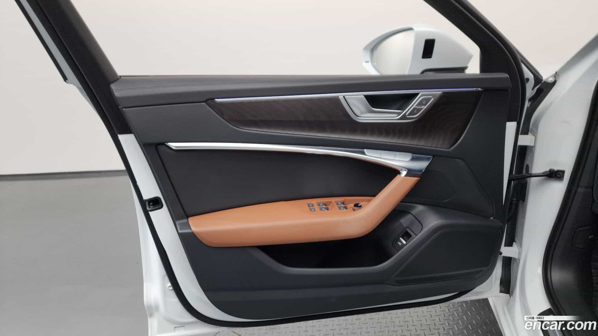 A6 Audi 2023.11-INNER-034