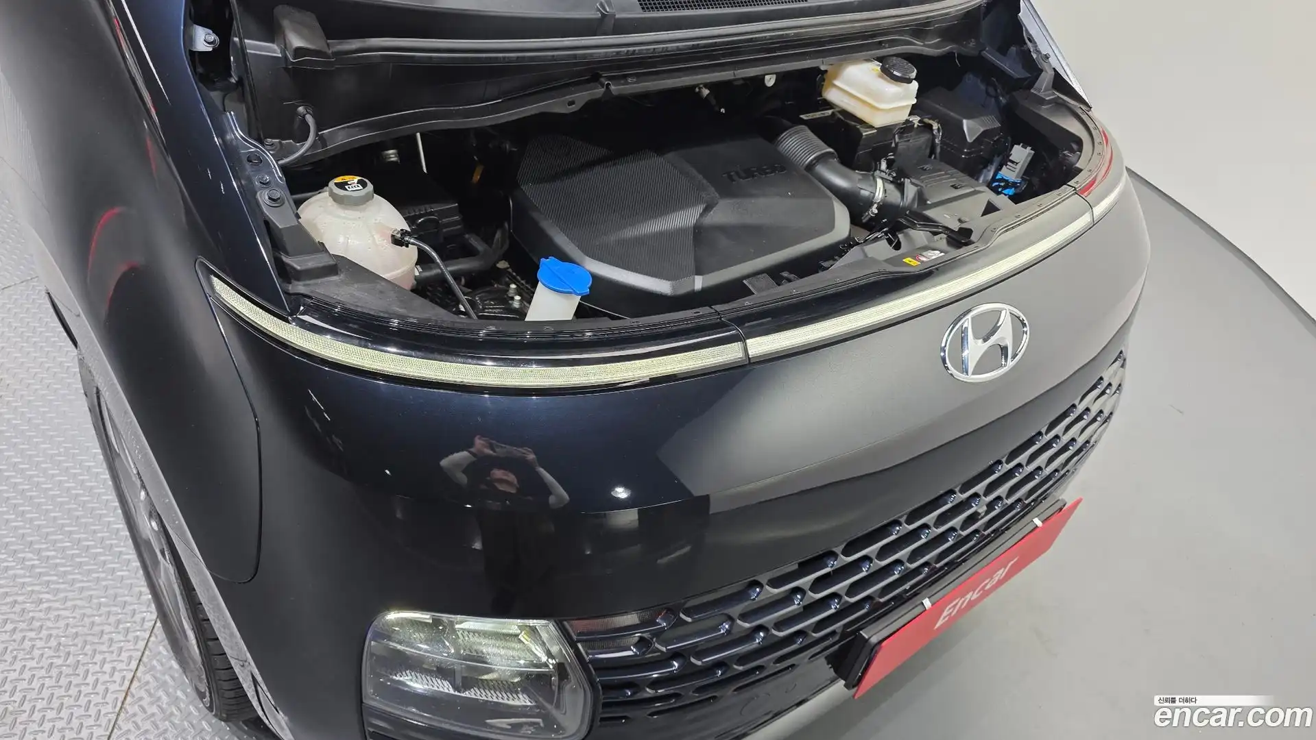Staria Hyundai 2022.4-OUTER-006