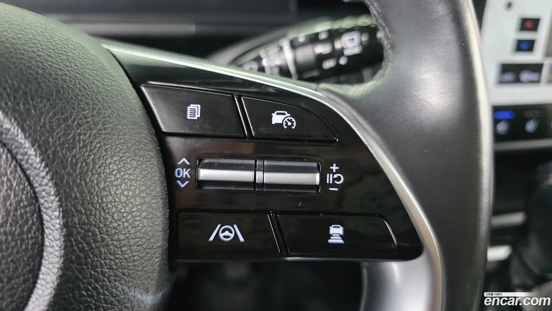 Staria Hyundai 2022.4-OPTION-019