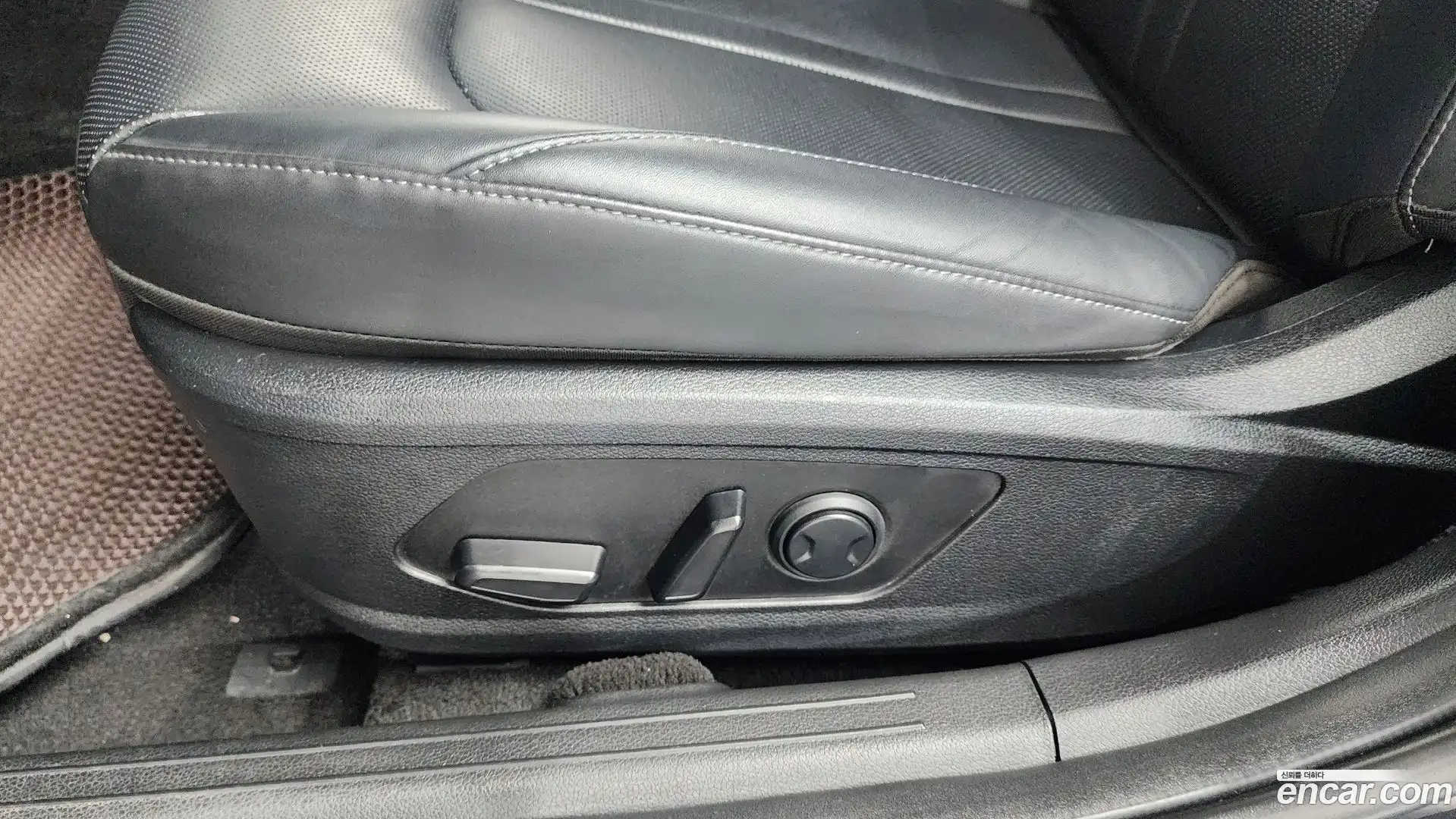 Sonata Hyundai 2023.6-OPTION-044