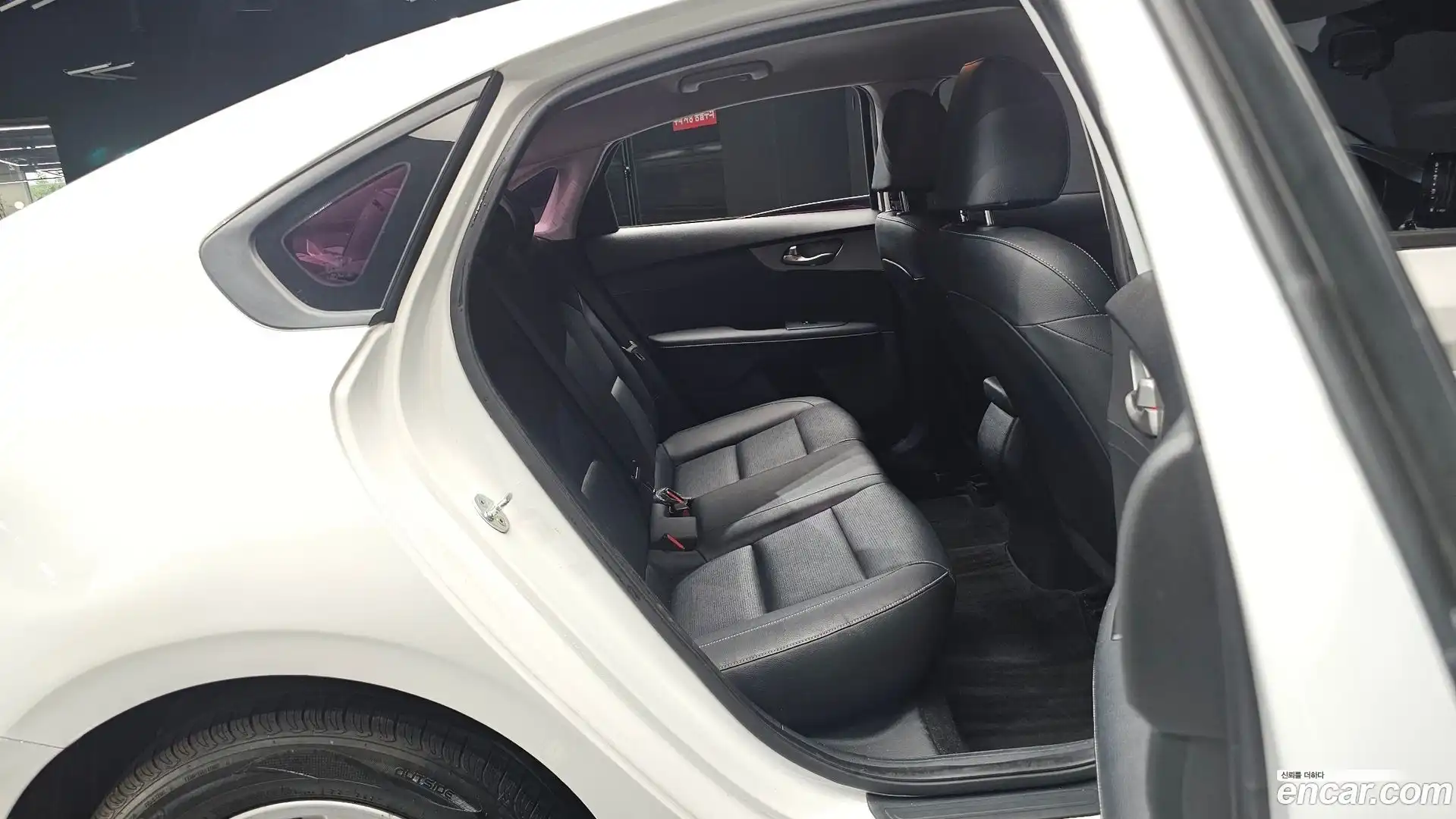 K3 Kia 2020.0-OPTION-015