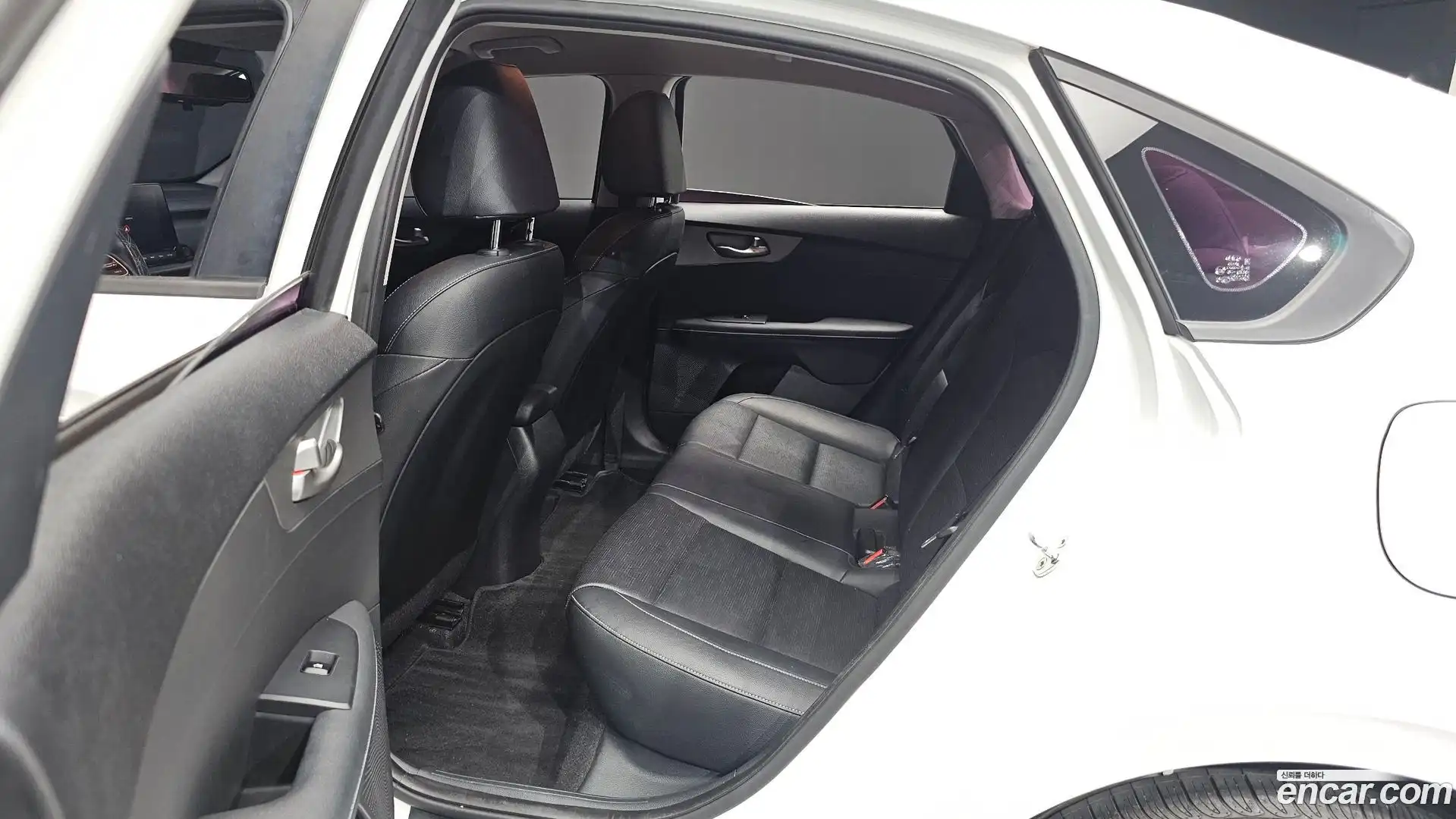 K3 Kia 2020.0-OPTION-016