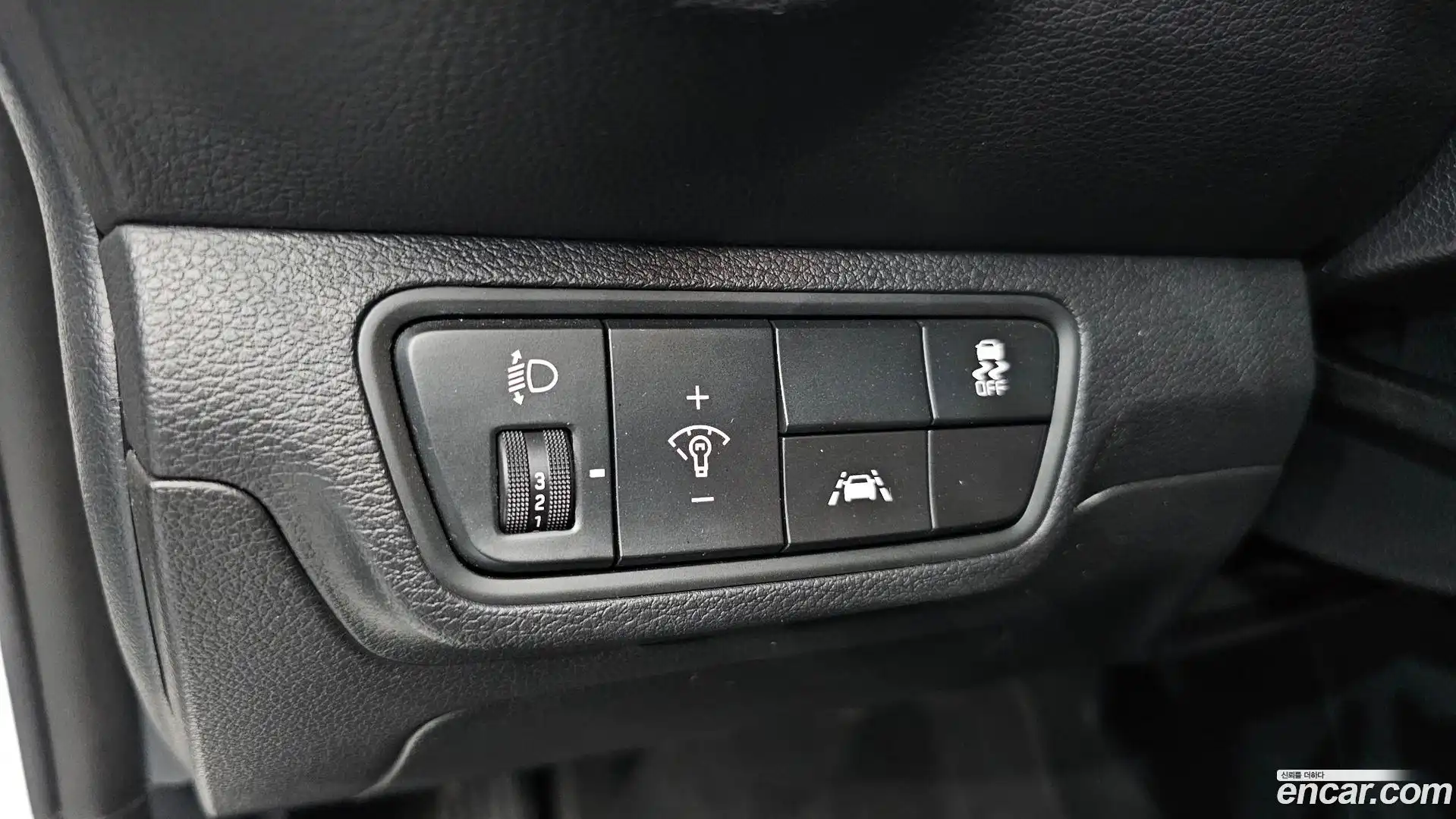 K3 Kia 2020.0-OPTION-023