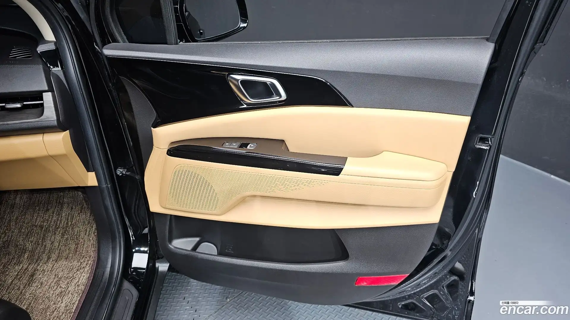 Canival Kia 2022.5-INNER-034