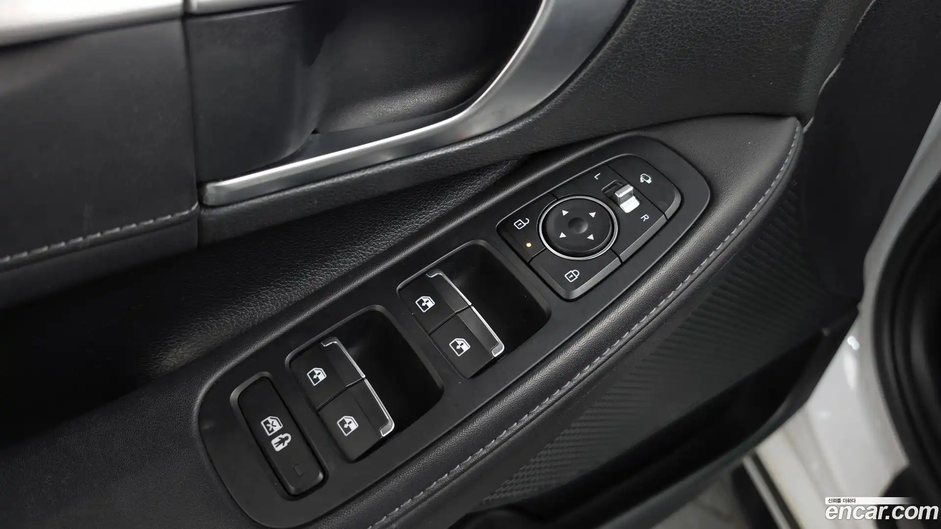 Sonata Hyundai 2023.5-OPTION-042