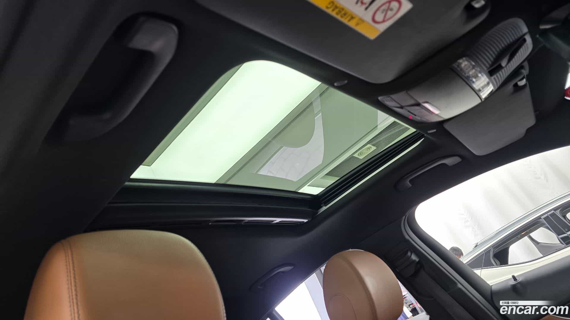 GLC-Class Mercedes-Benz 2020.11-OPTION-020