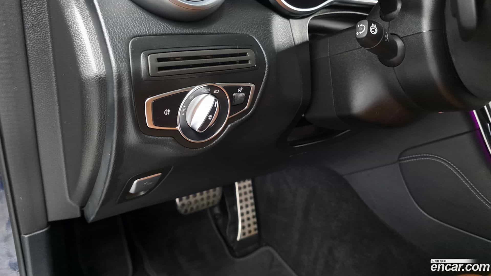 GLC-Class Mercedes-Benz 2020.11-OPTION-021