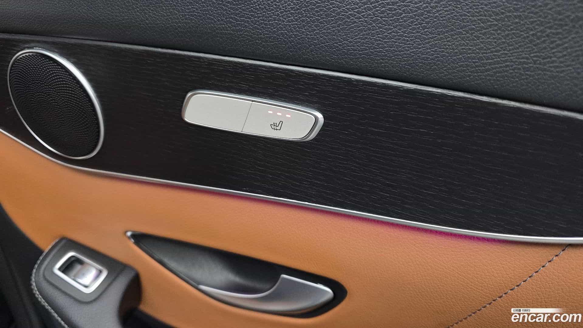 GLC-Class Mercedes-Benz 2020.11-OPTION-022