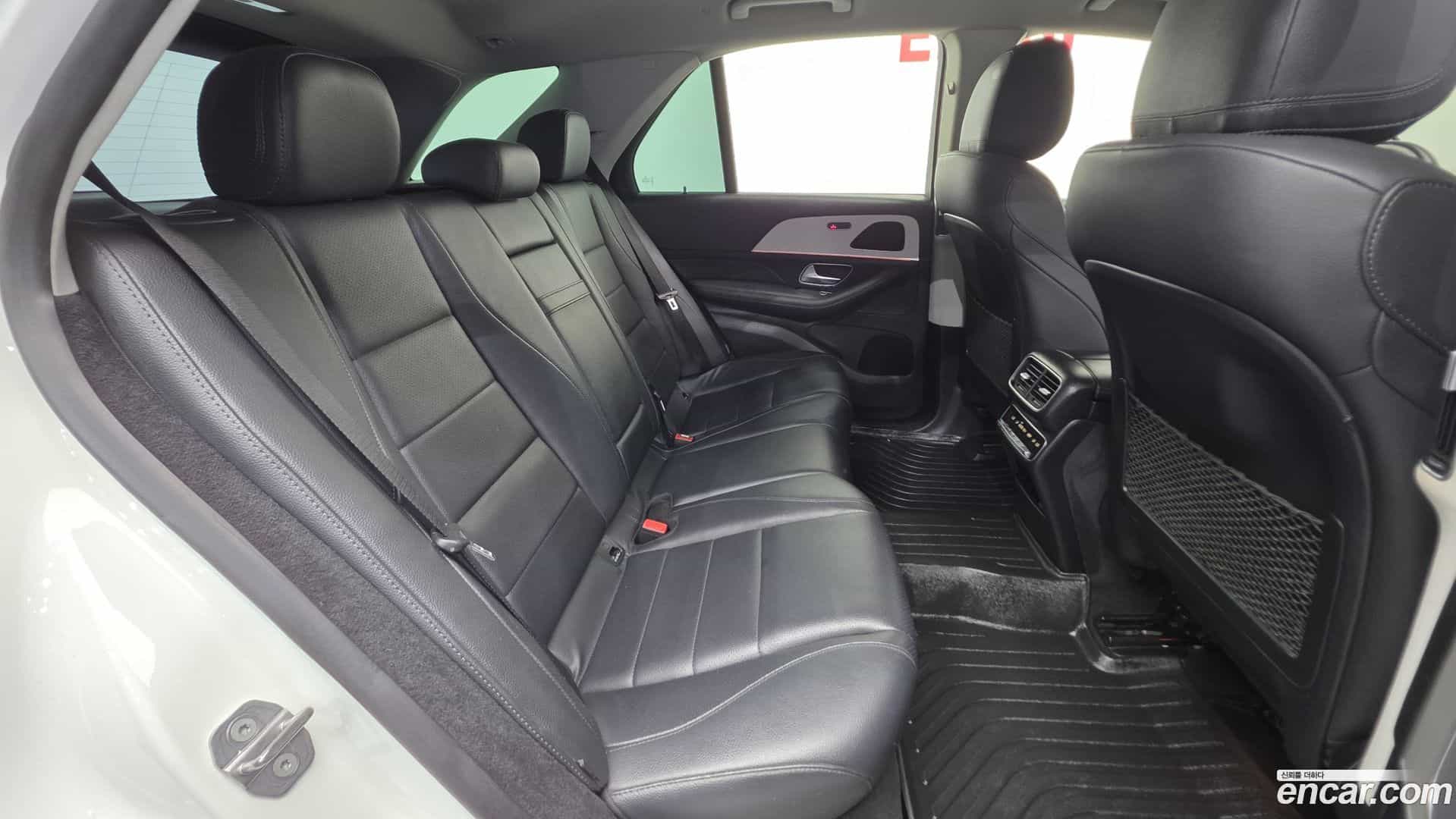 GLE-Class Mercedes-Benz 2019.9-OPTION-023