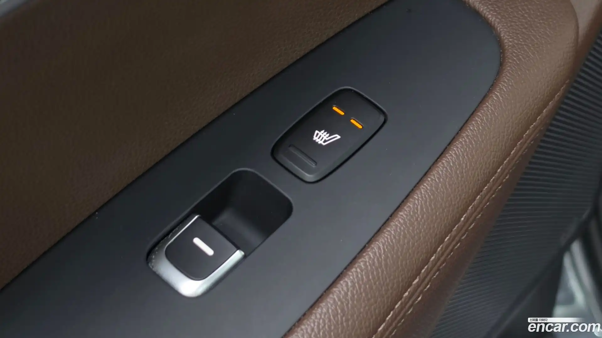 Sorento Kia 2016.5-OPTION-041