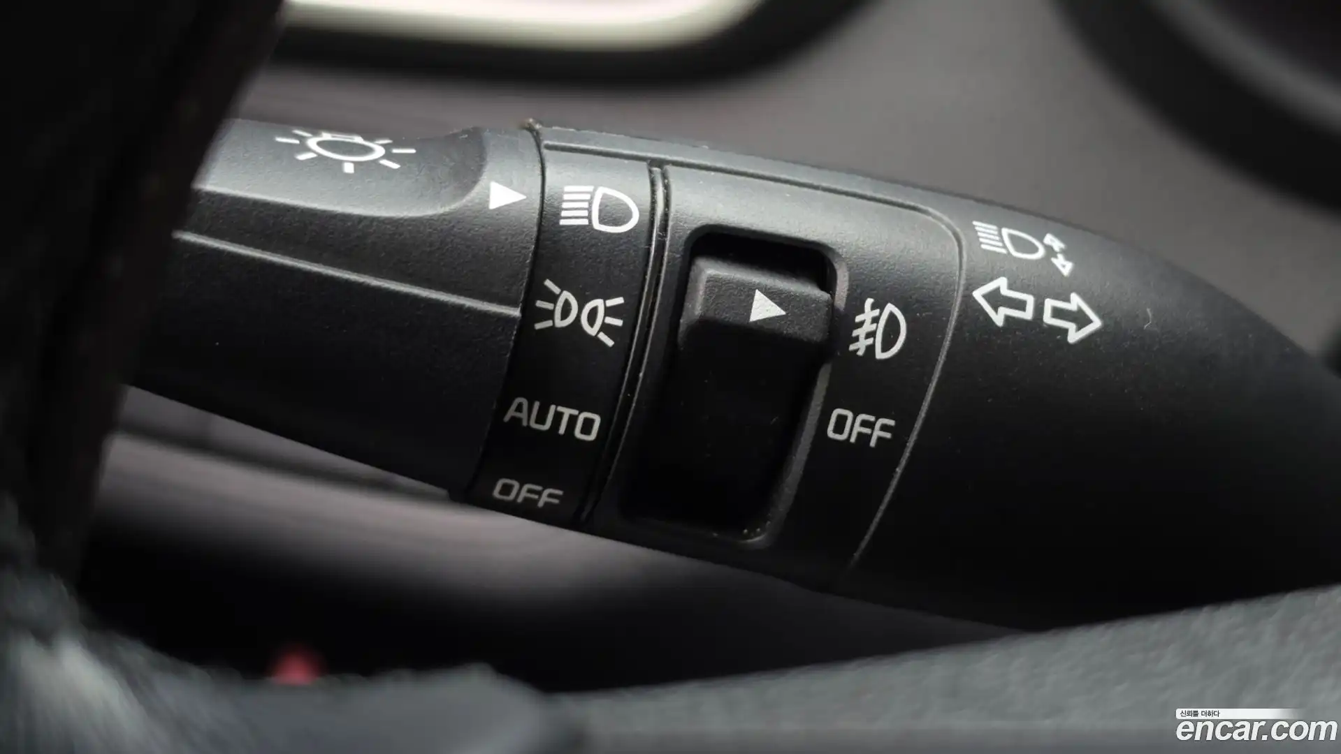 Sorento Kia 2016.5-OPTION-043