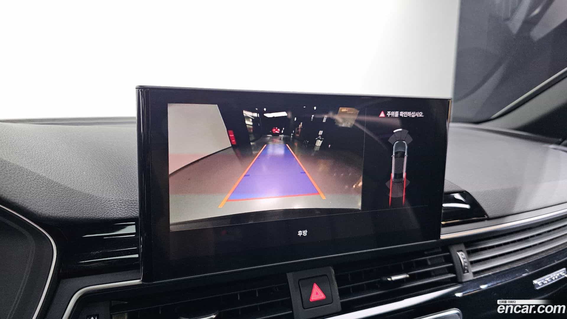 A4 Audi 2021.10-OPTION-019