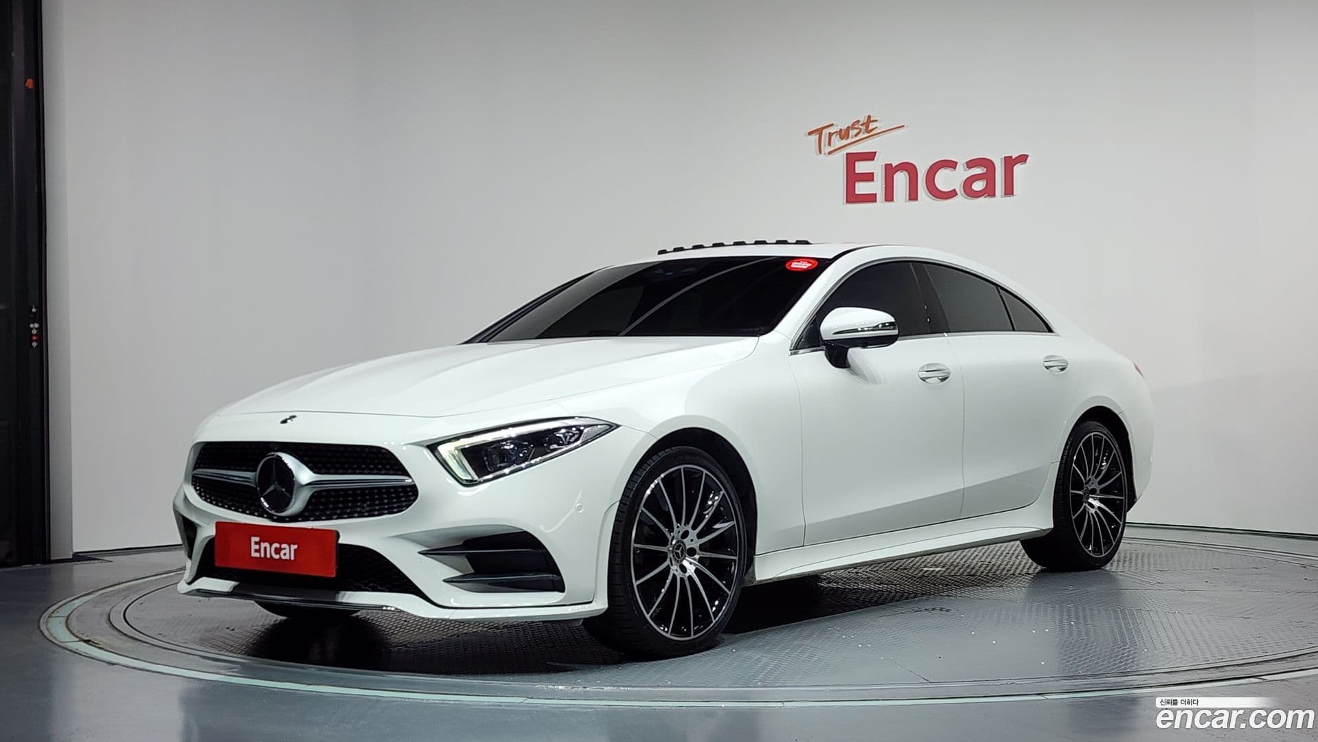 Main__Slider__Photo:CLS-Class Mercedes-Benz 2020.3-0