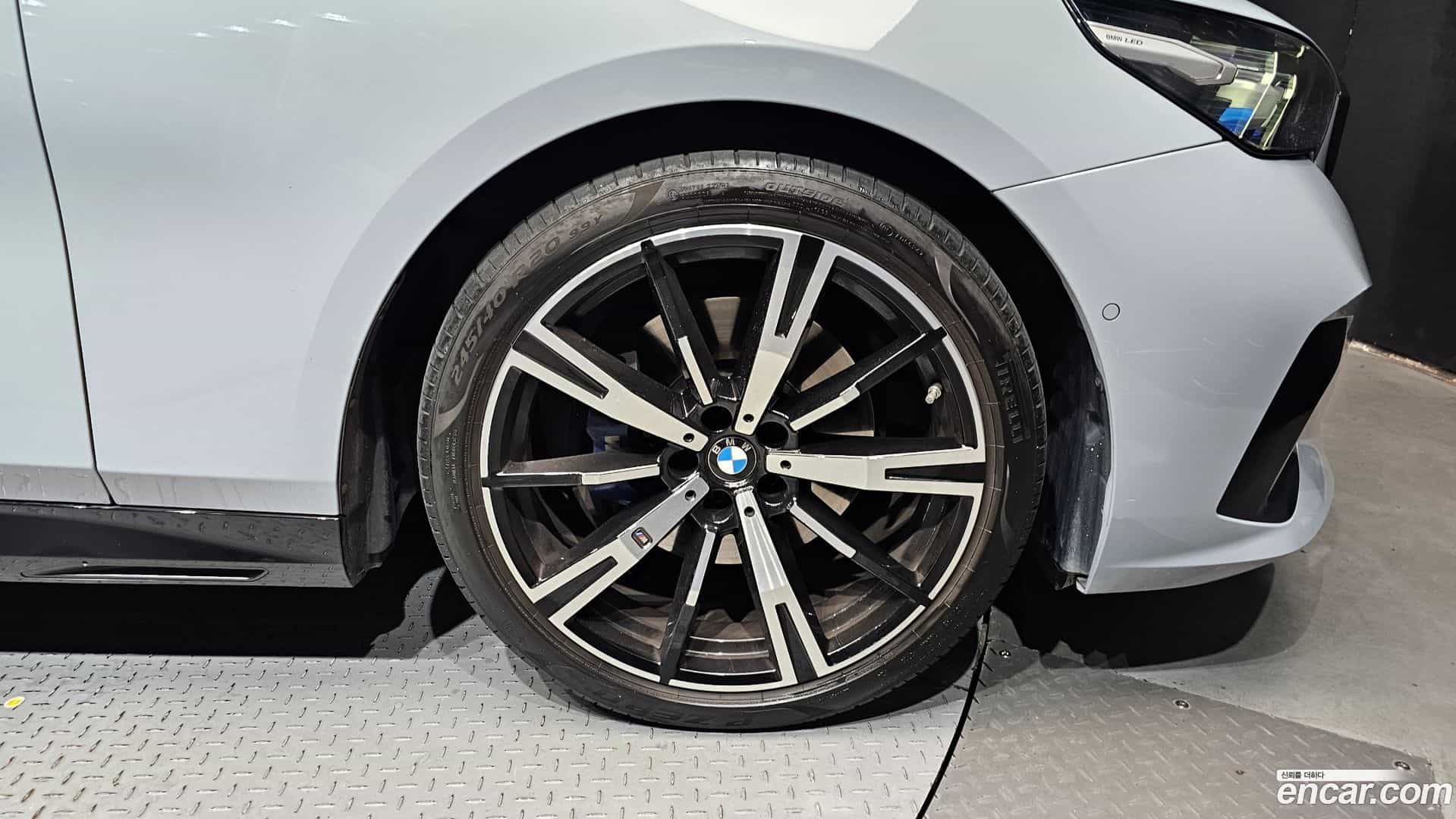 5-Series BMW 2023.11-OUTER-031