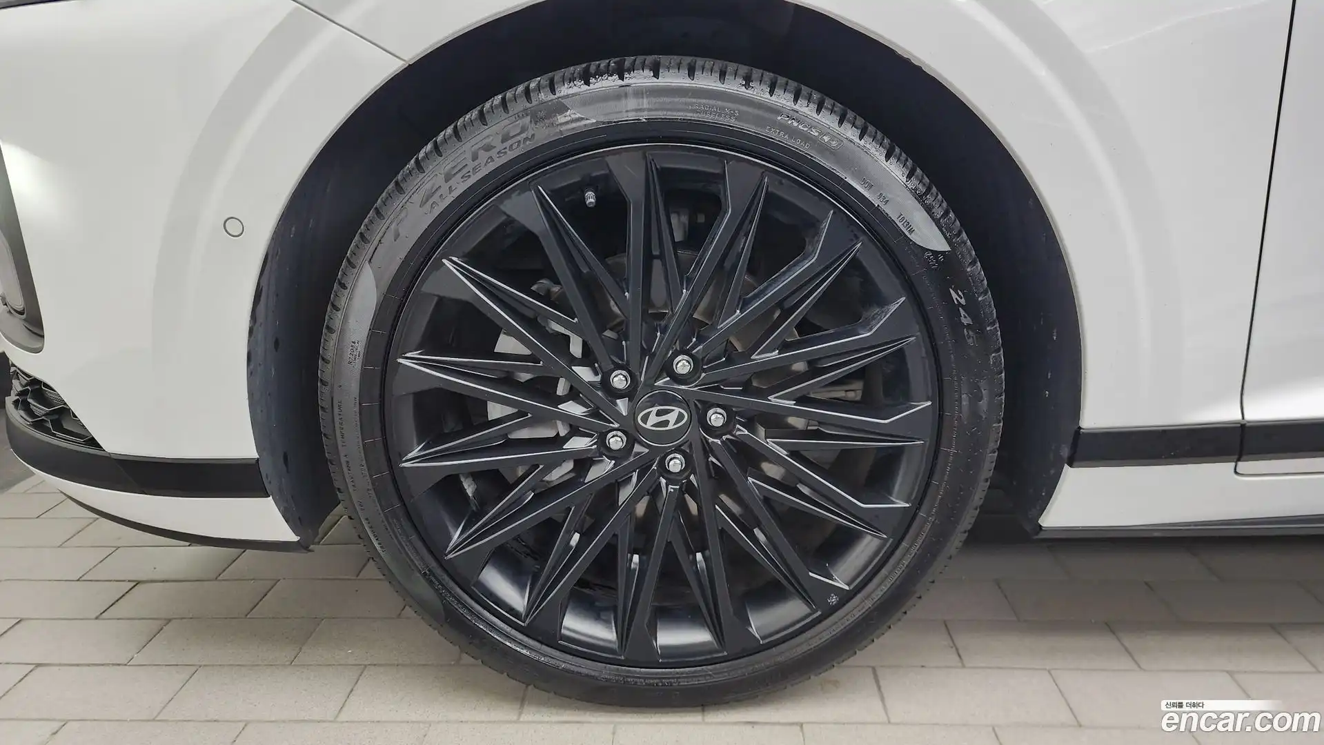 Grandeur Hyundai 2023.2-OUTER-005