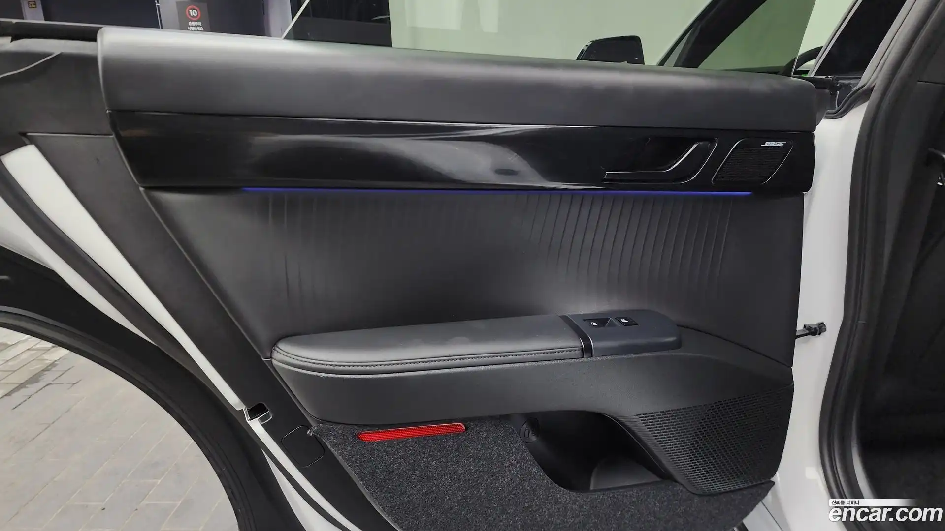 Grandeur Hyundai 2023.2-INNER-035