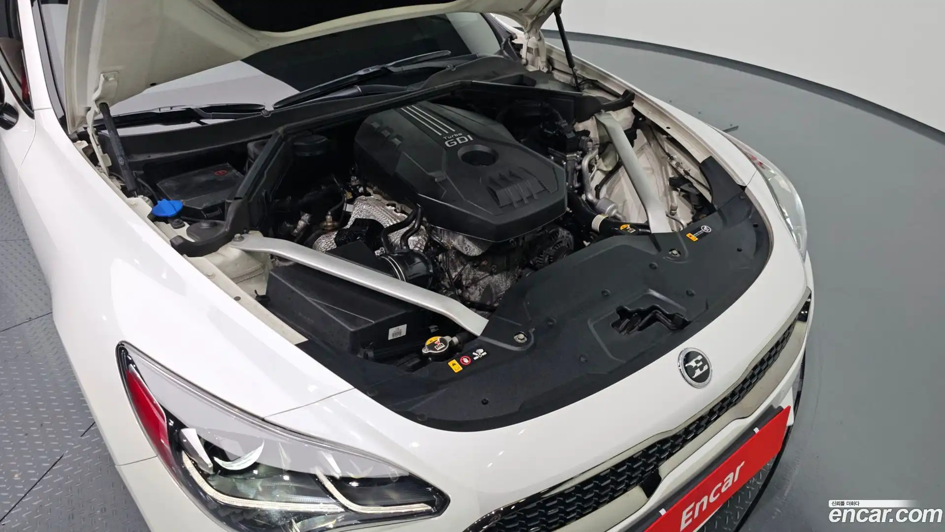Stinger Kia 2017.5-OUTER-006