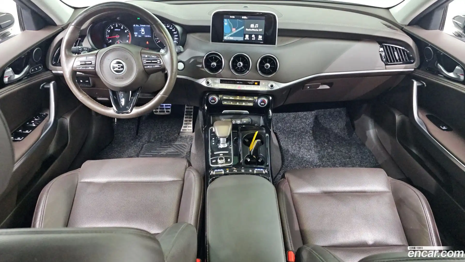 Stinger Kia 2017.5-INNER-007