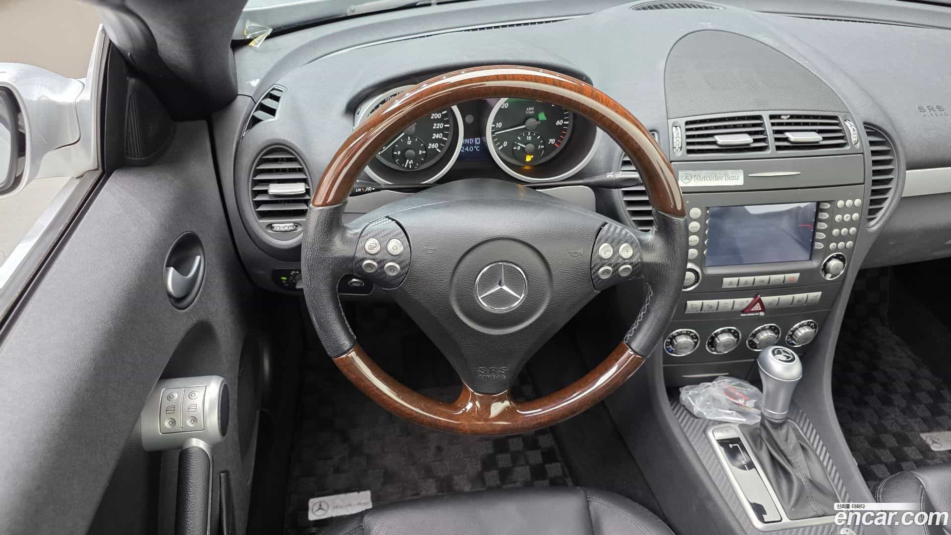 SLK-Class Mercedes-Benz 2005.11-OPTION-015
