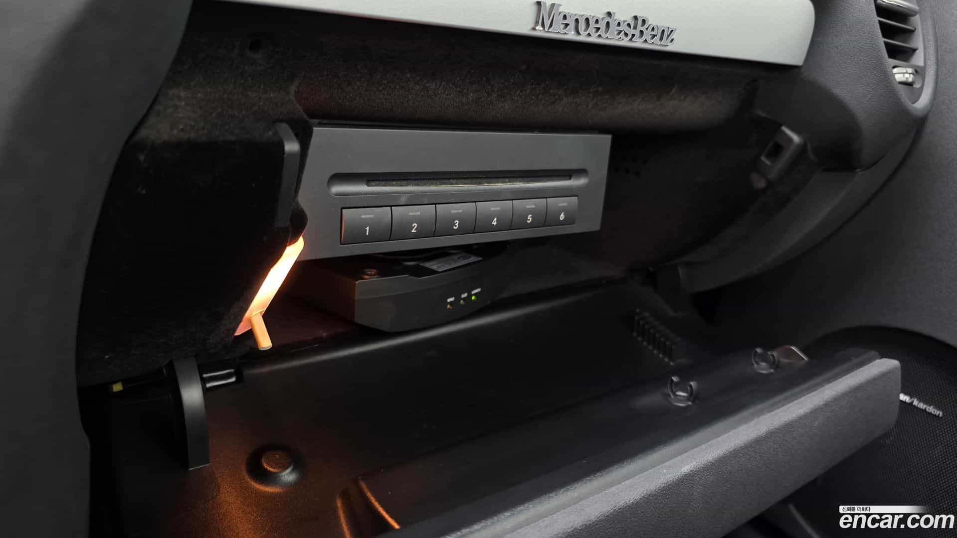 SLK-Class Mercedes-Benz 2005.11-OPTION-019