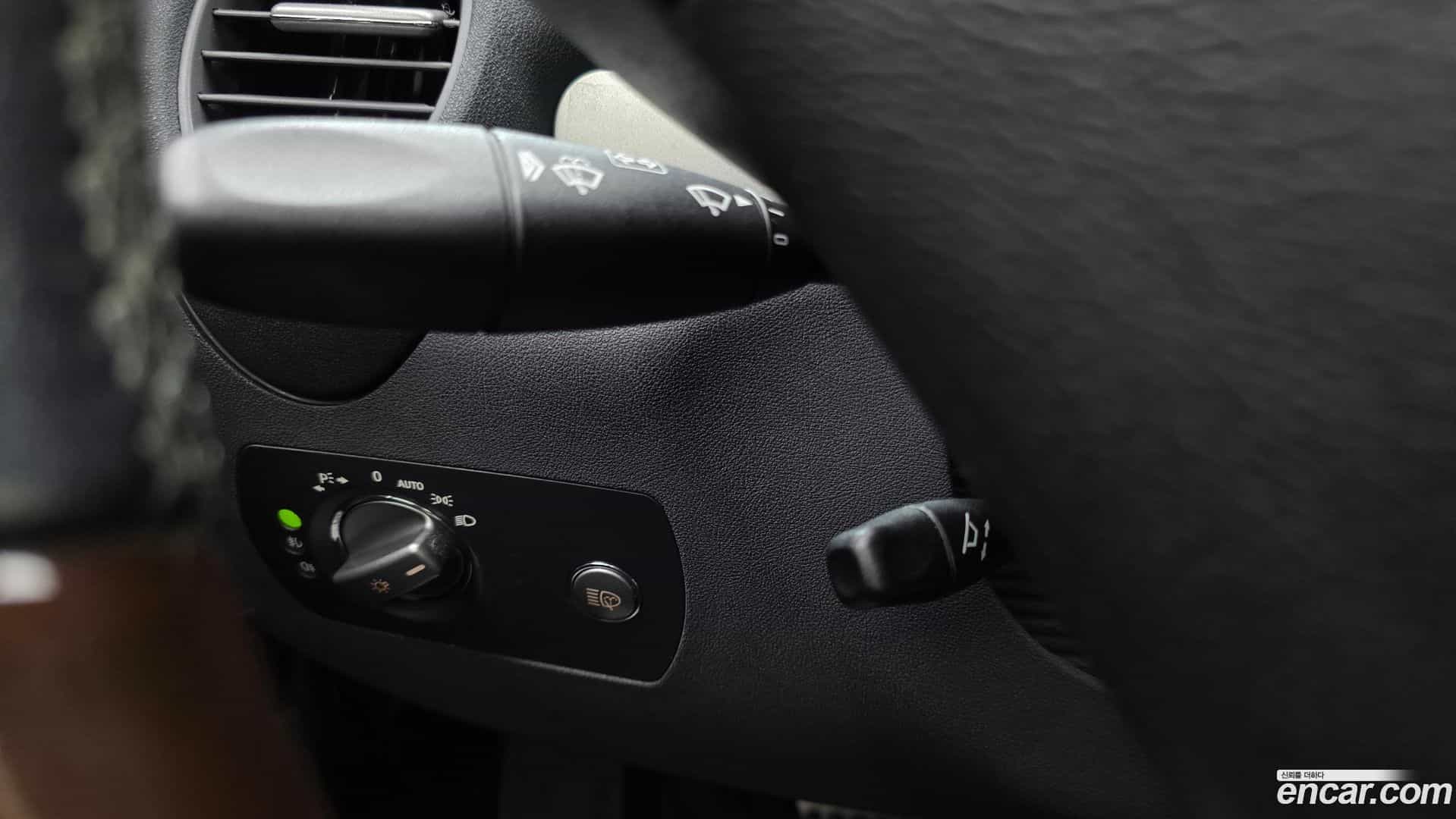SLK-Class Mercedes-Benz 2005.11-OPTION-021