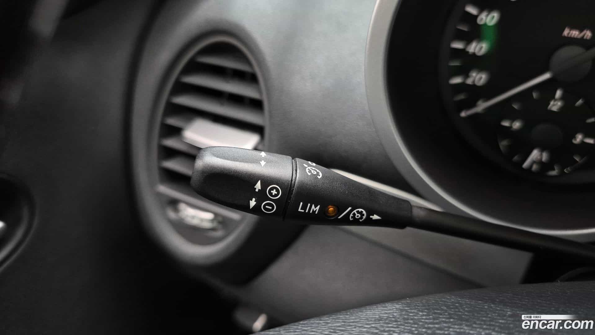 SLK-Class Mercedes-Benz 2005.11-OPTION-024