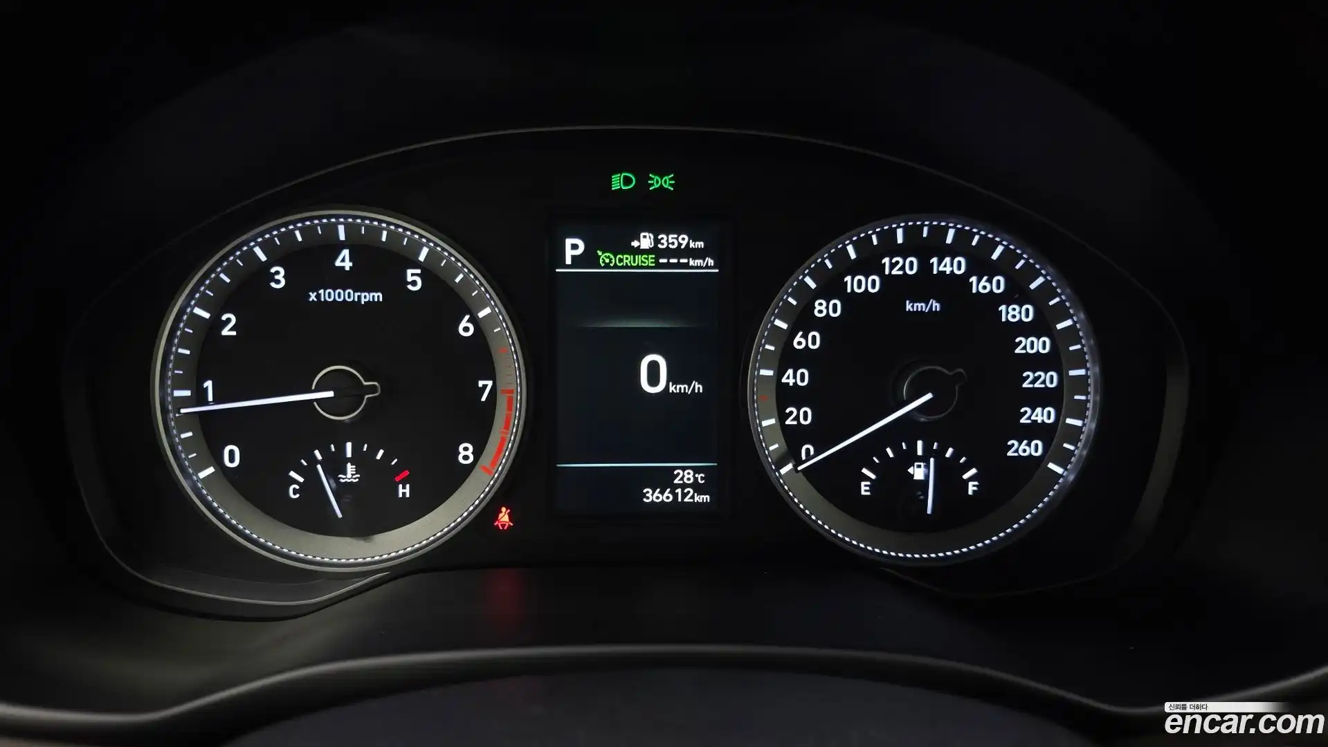 Grandeur Hyundai 2018.3-INNER-008