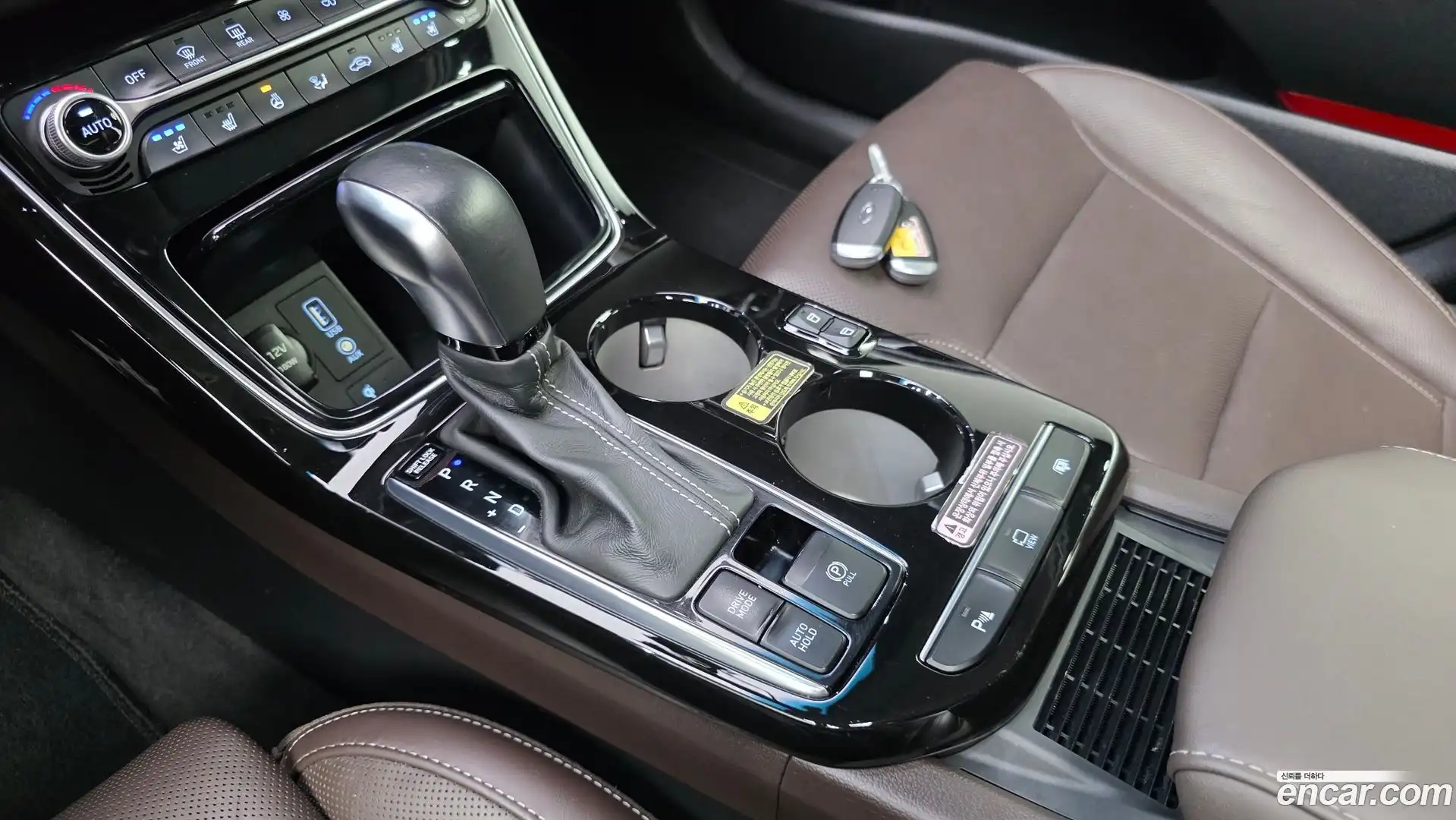 Grandeur Hyundai 2018.3-INNER-009