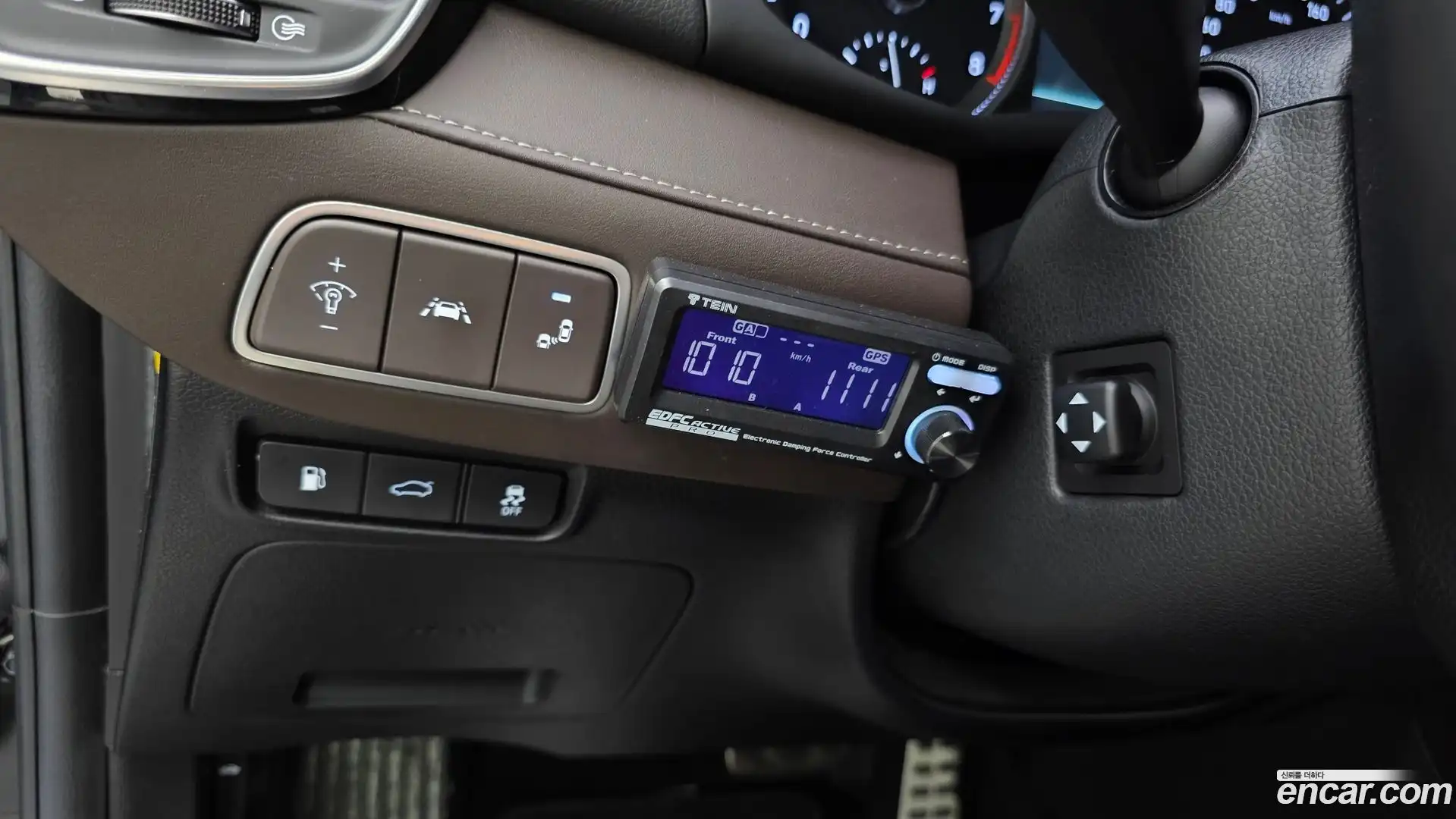 Grandeur Hyundai 2018.3-OPTION-022