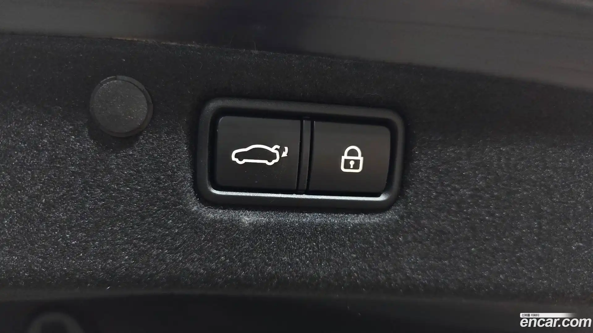 Grandeur Hyundai 2018.3-OPTION-048
