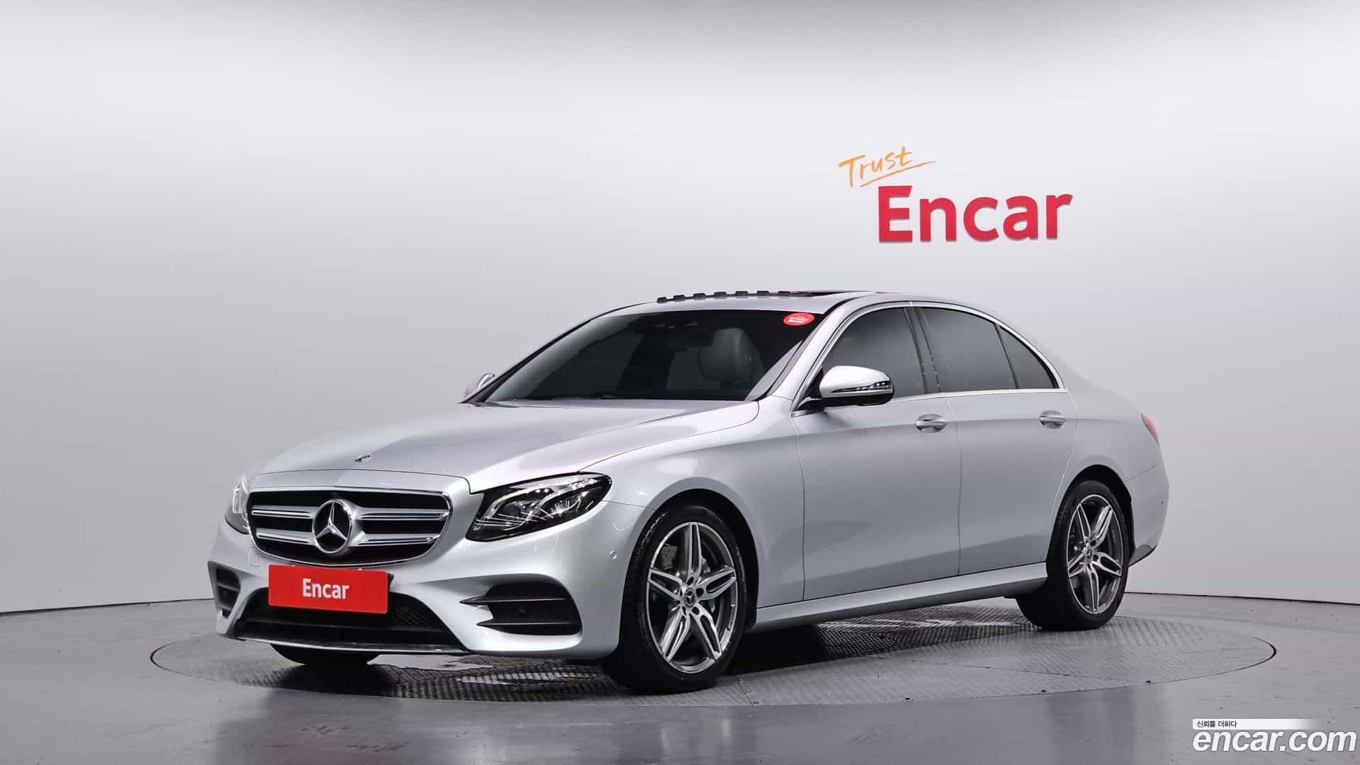 E-Class Mercedes-Benz 2019.2-OUTER-001