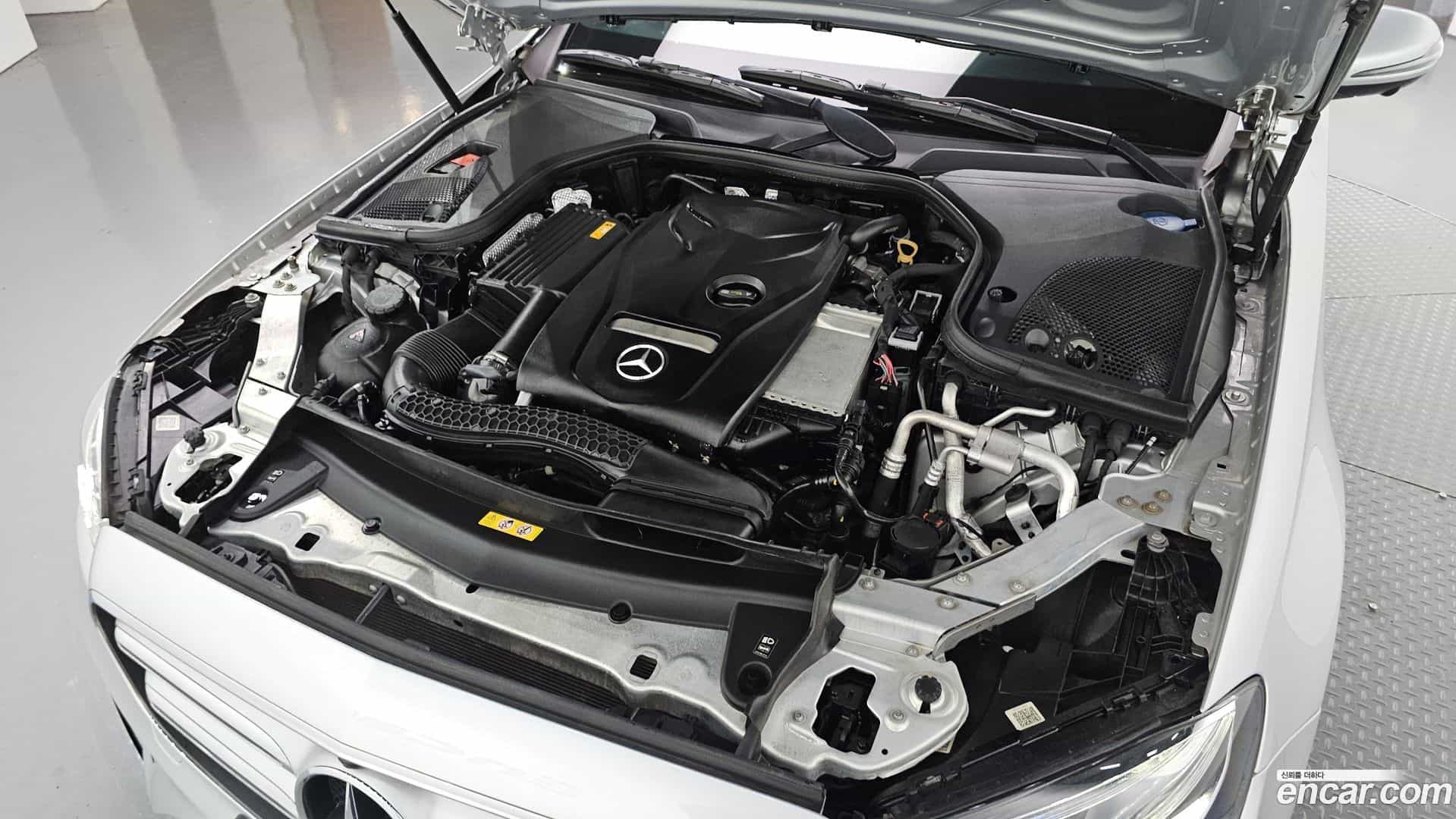 E-Class Mercedes-Benz 2019.2-OUTER-006