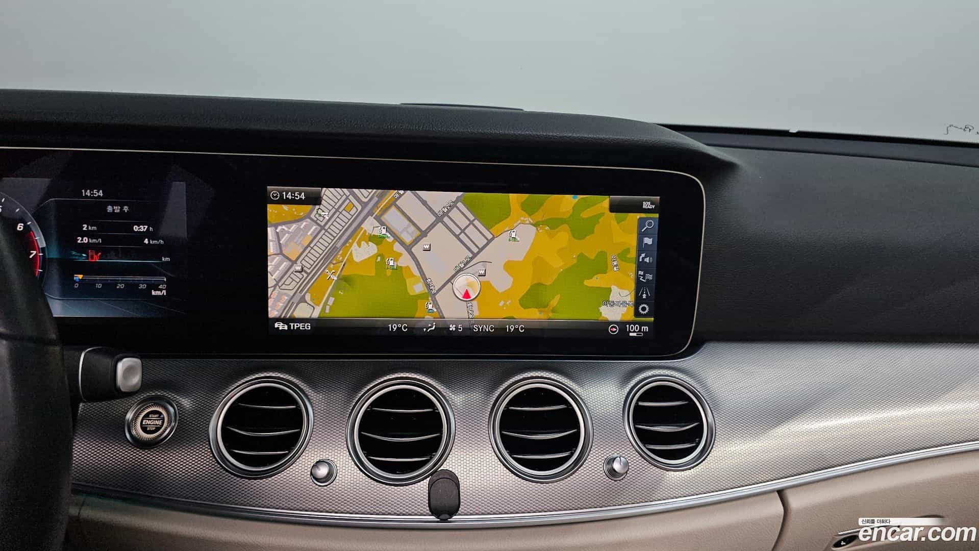 E-Class Mercedes-Benz 2019.2-OPTION-018