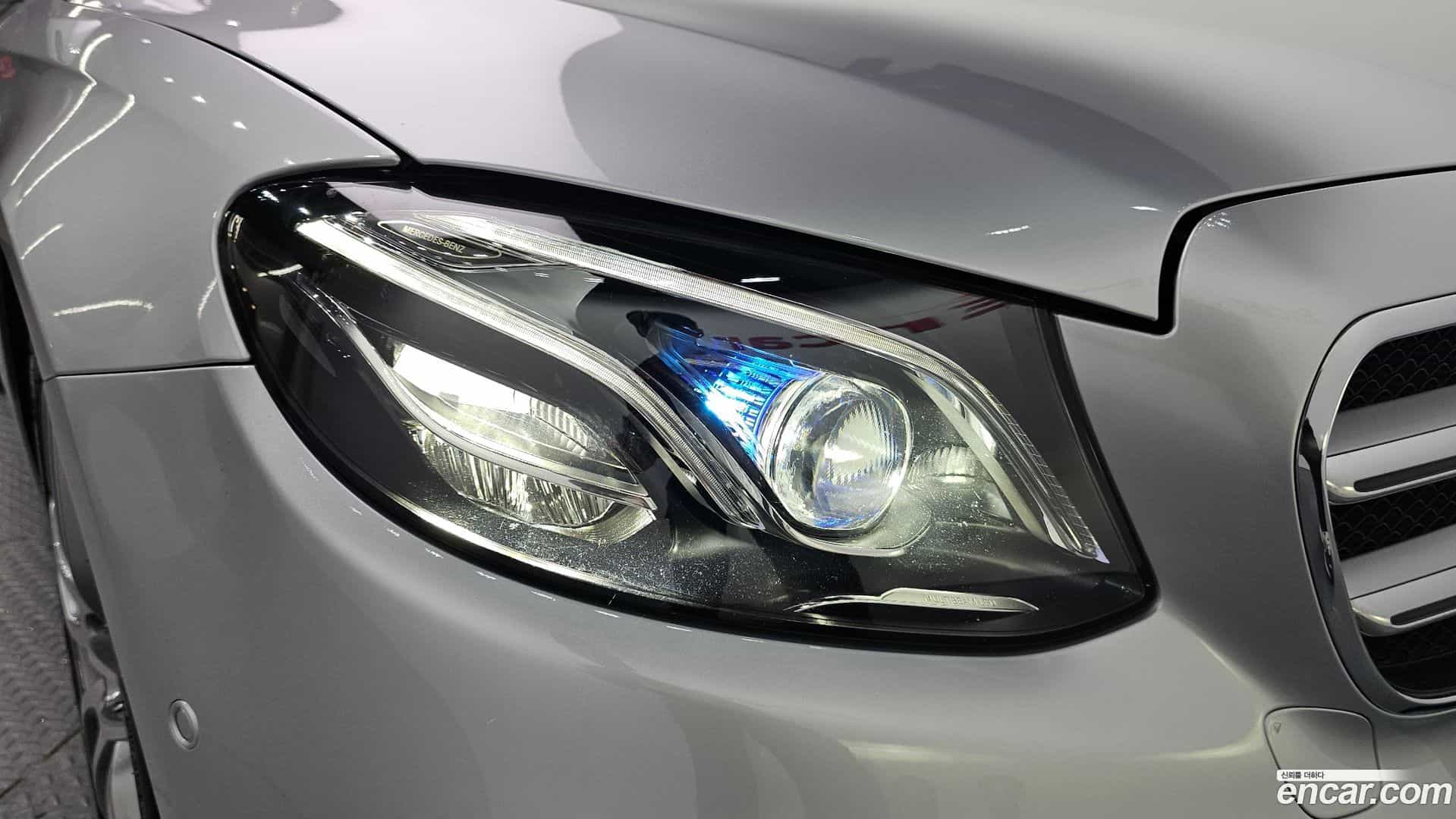 E-Class Mercedes-Benz 2019.2-OUTER-032