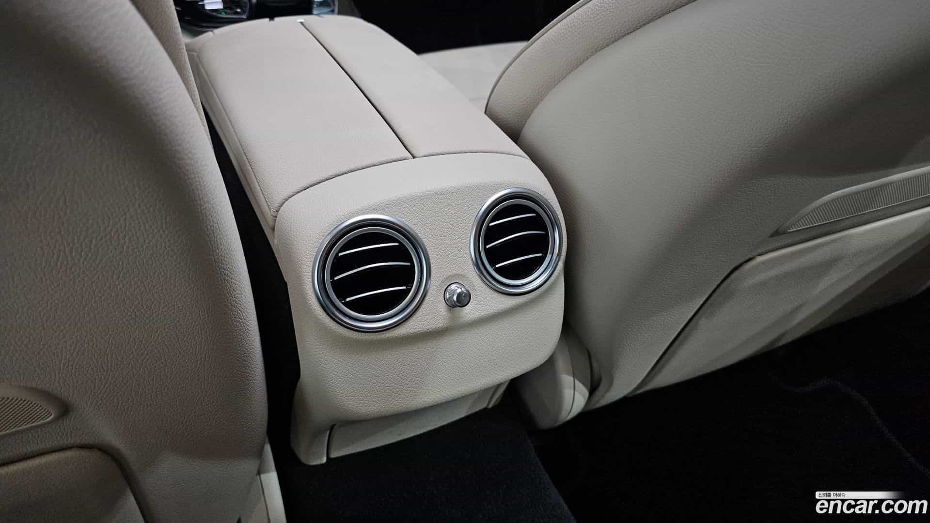 E-Class Mercedes-Benz 2019.2-OPTION-045