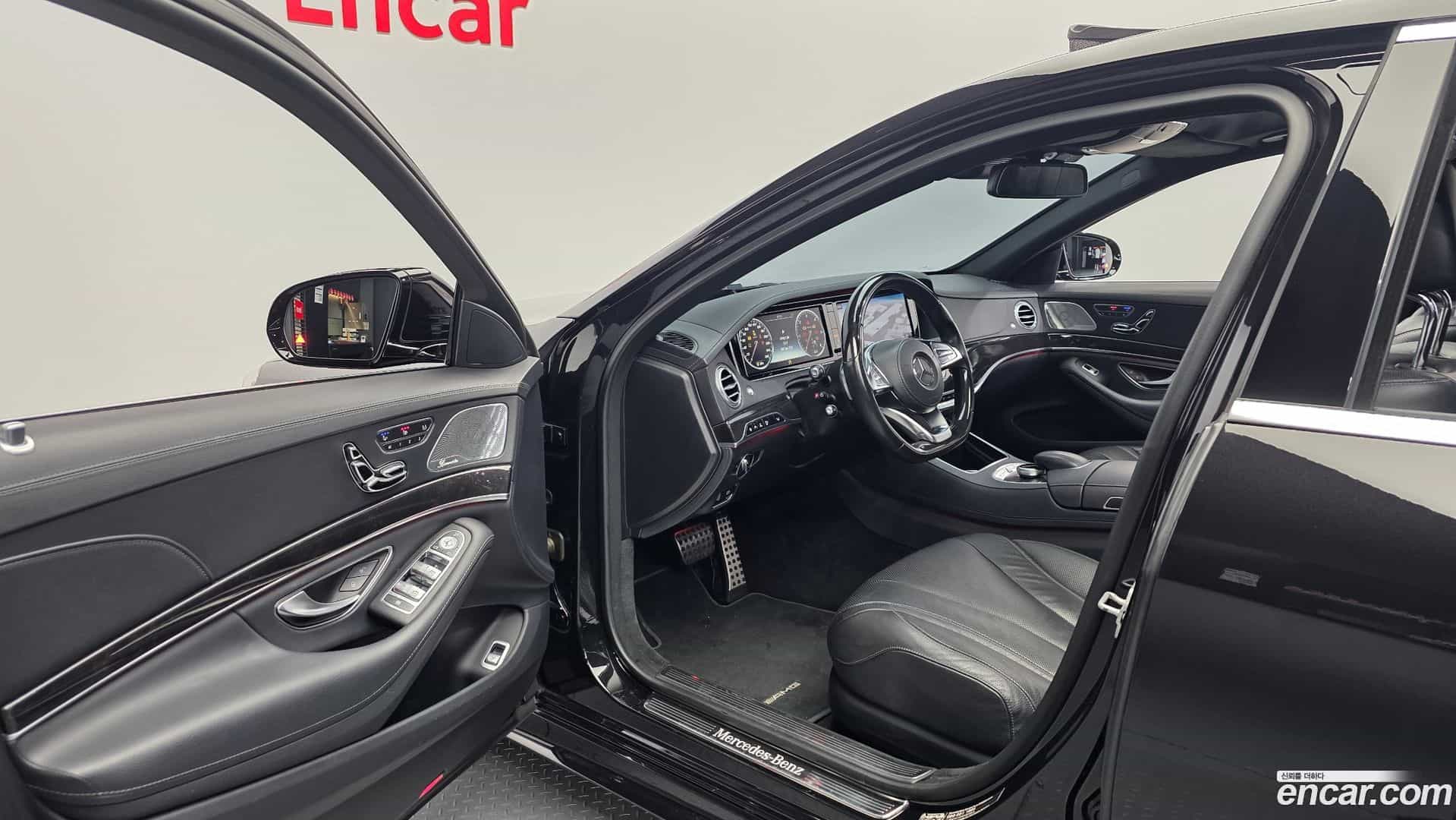 S-Class Mercedes-Benz 2017.0-INNER-010