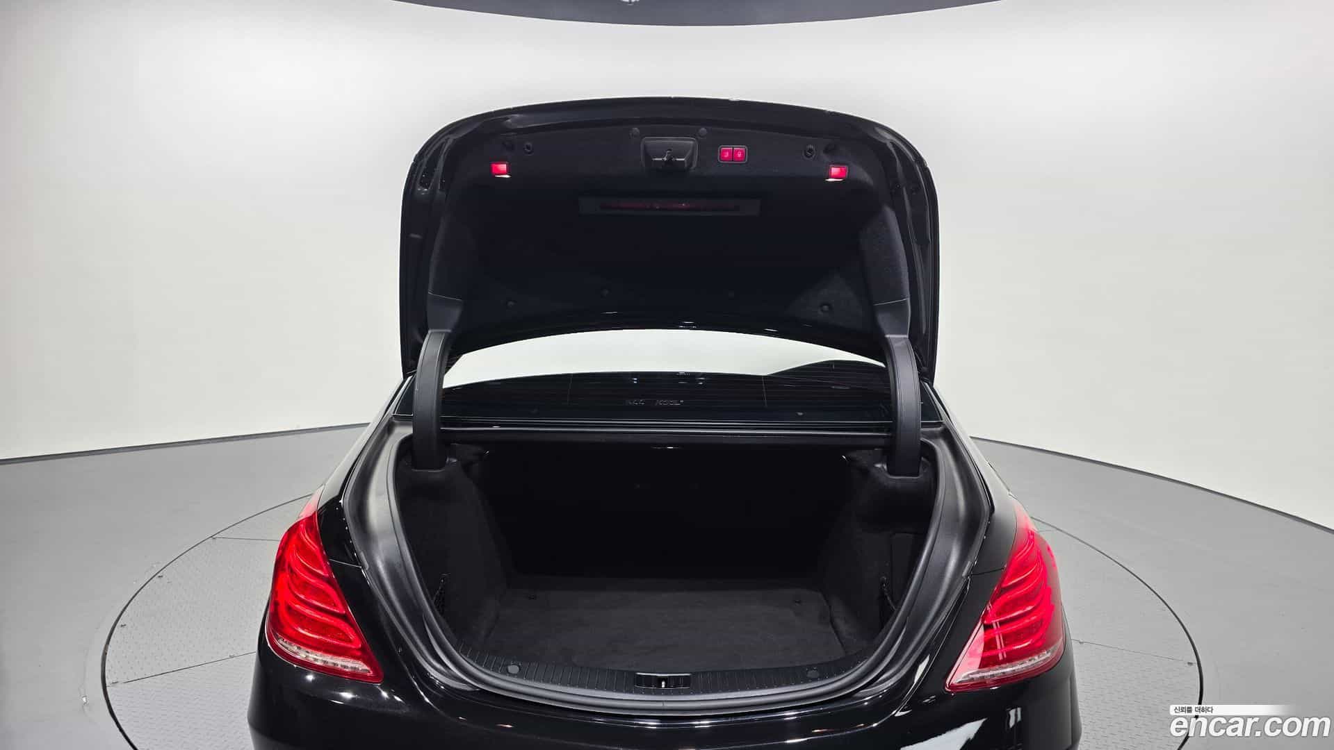 S-Class Mercedes-Benz 2017.0-OPTION-024