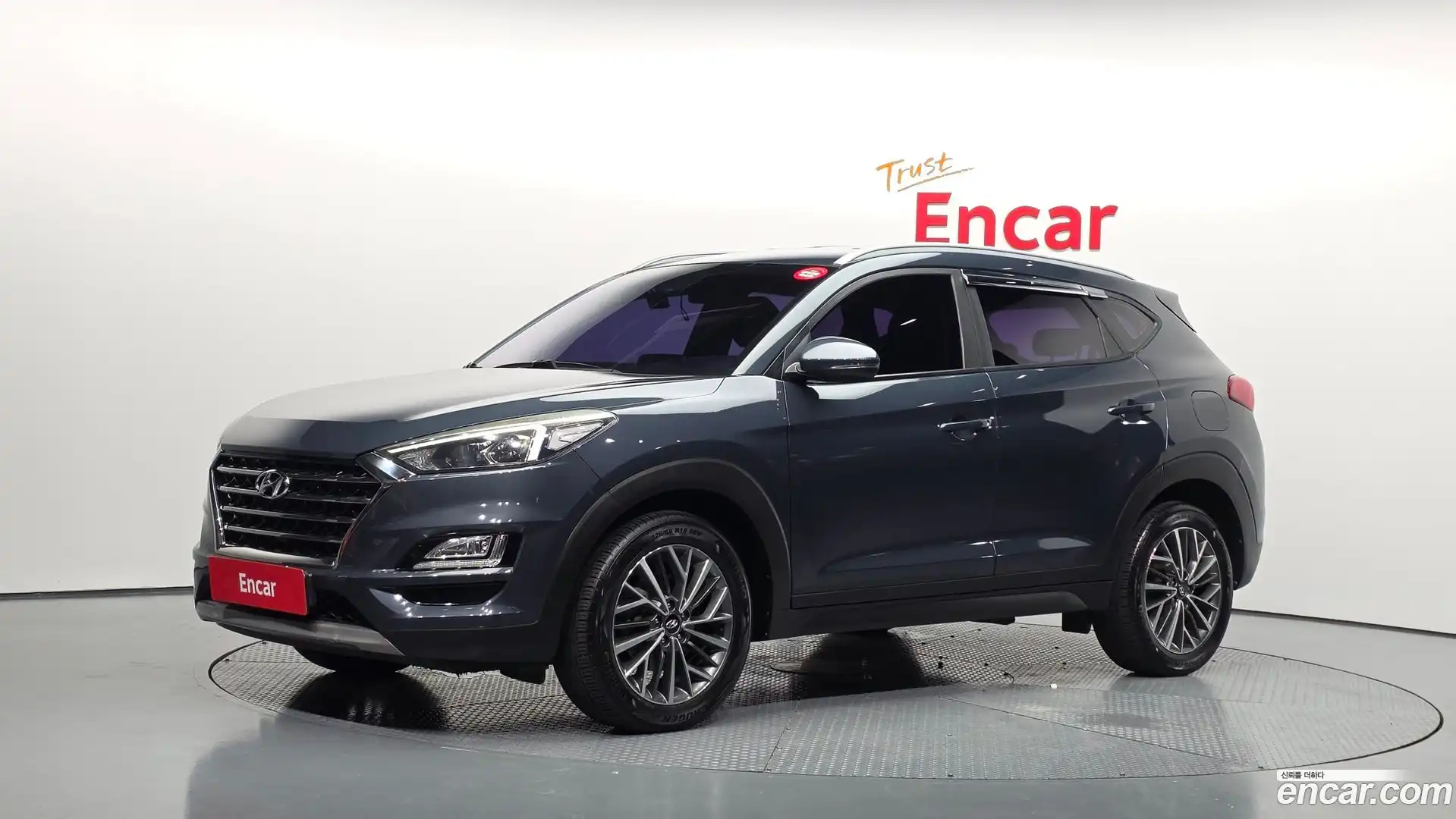 Tucson Hyundai 2019.1-OUTER-001