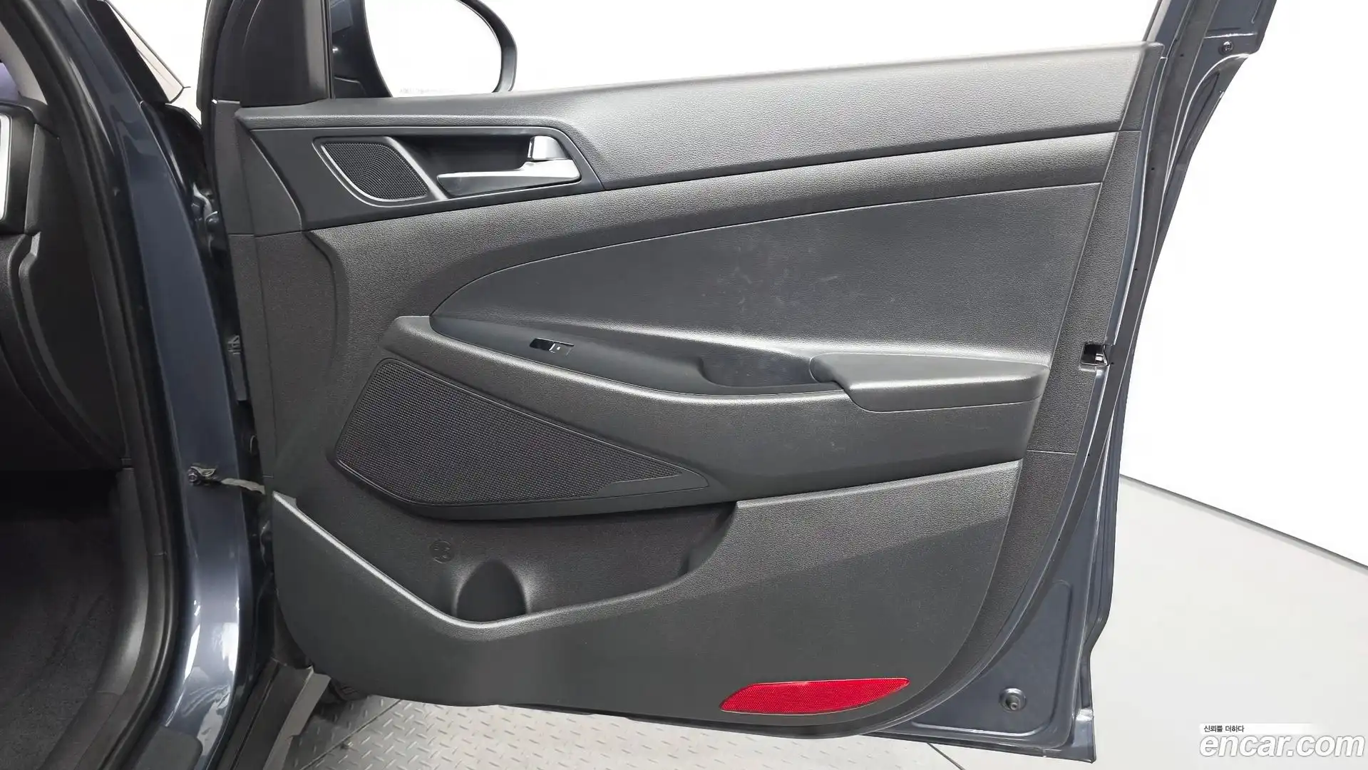 Tucson Hyundai 2019.1-INNER-034